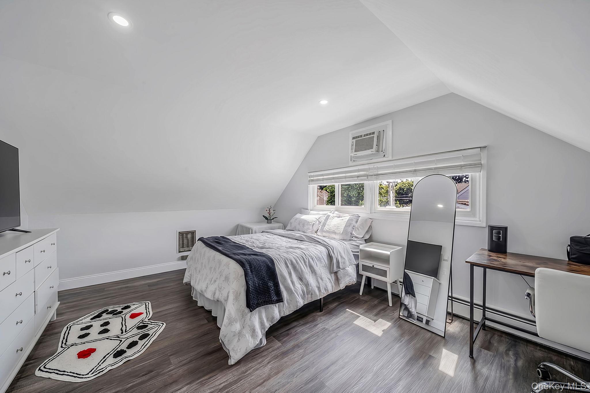 90 Twin Lane Property Photo 15