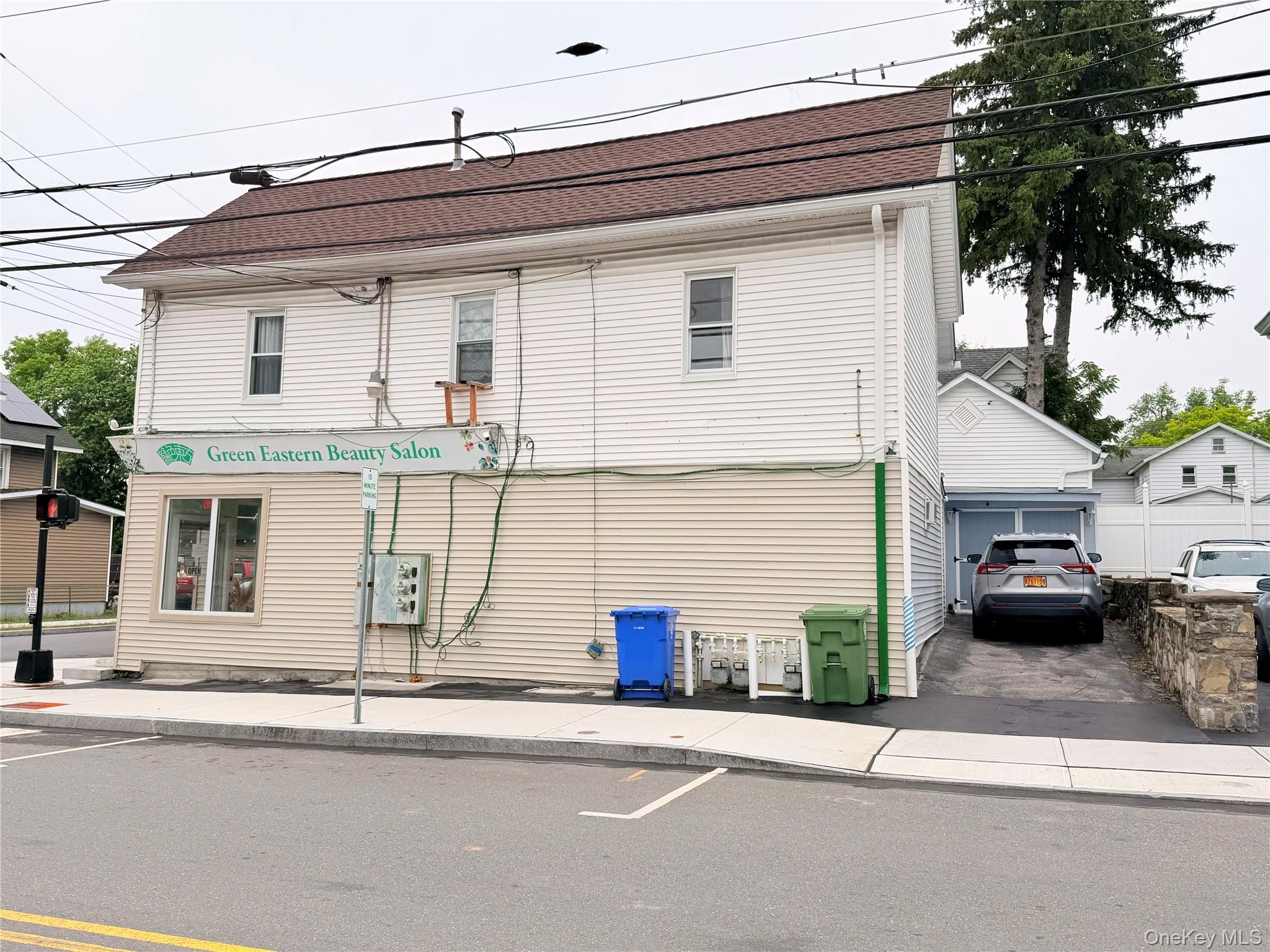 36 Wallkill Avenue Property Photo 4