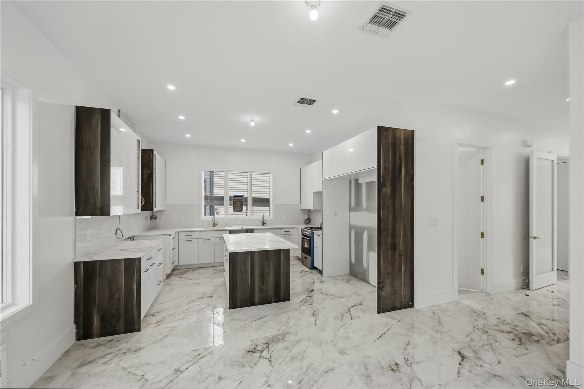 3 Hemlock Court Property Photo 12