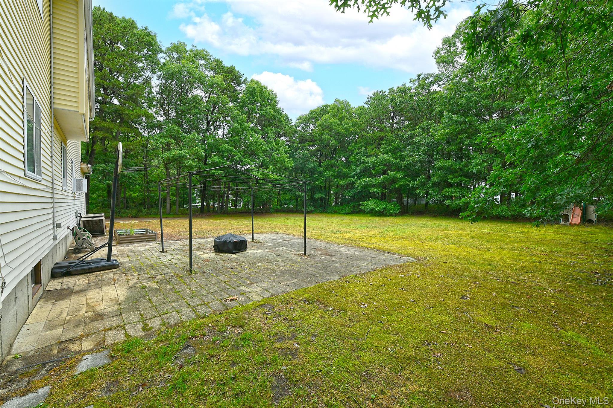10 Woodbrook Circle Property Photo 28