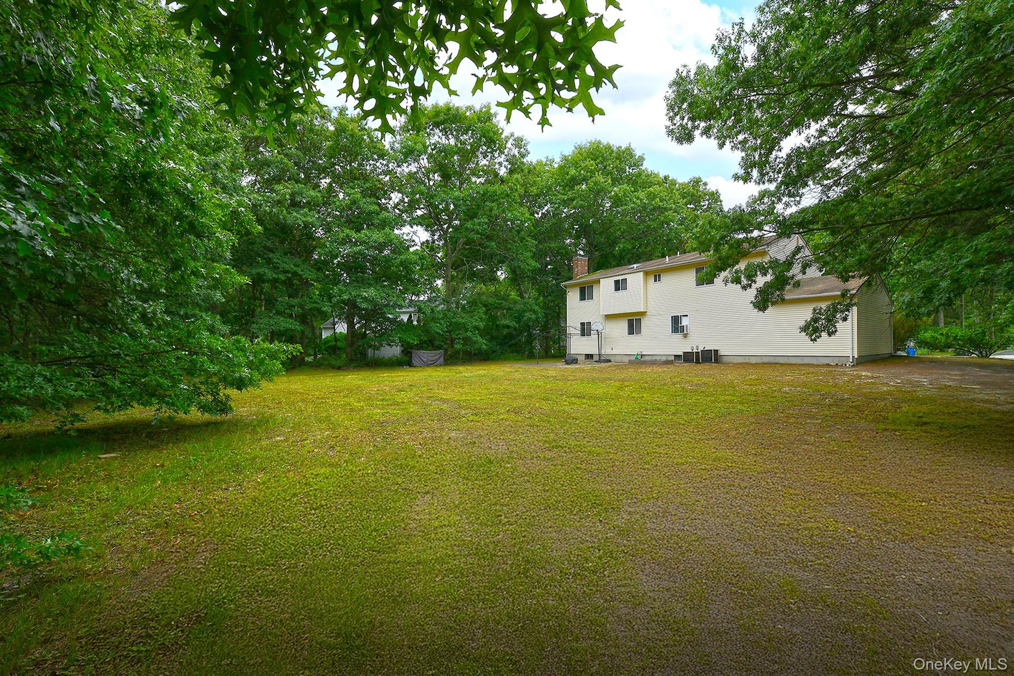 10 Woodbrook Circle Property Photo 30