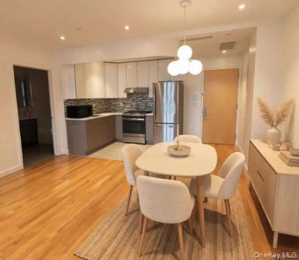 4223 Parsons Boulevard 5d Property Photo 2