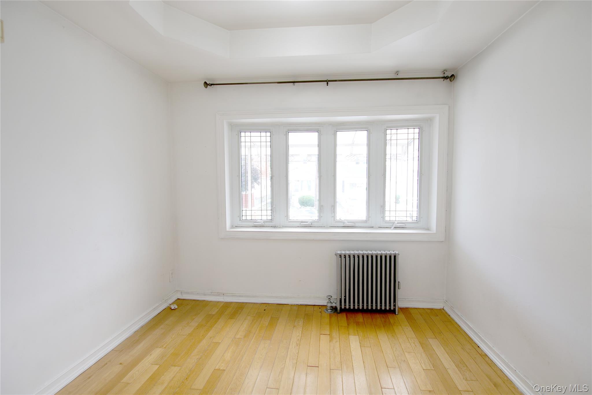 9020 178th Street Property Photo 3