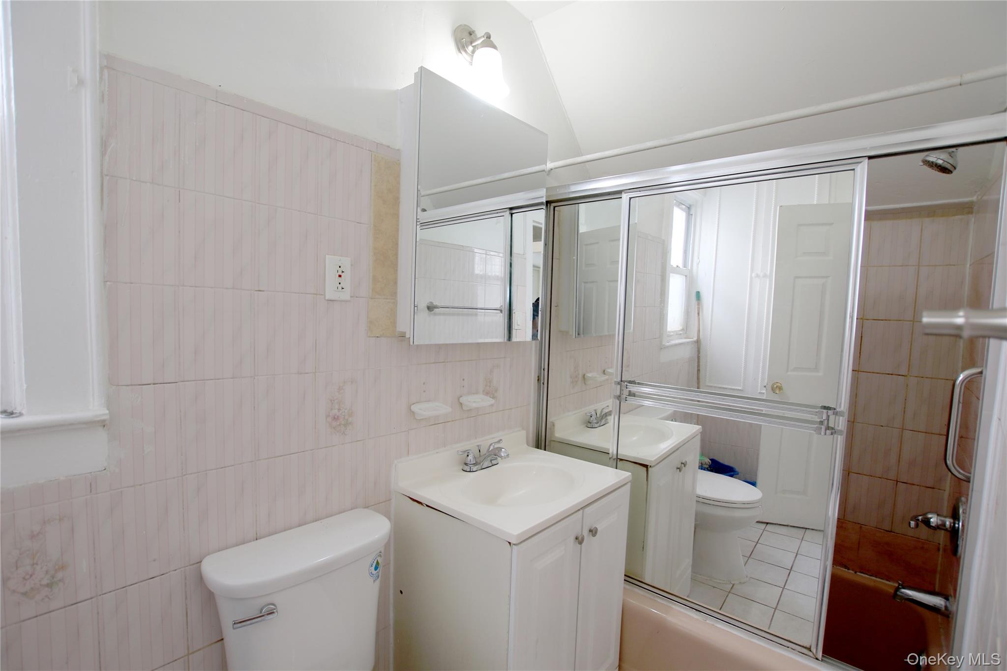 9020 178th Street Property Photo 7