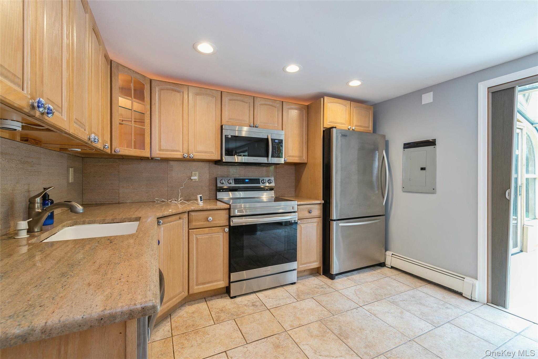 28 Campus Lane Property Photo 17