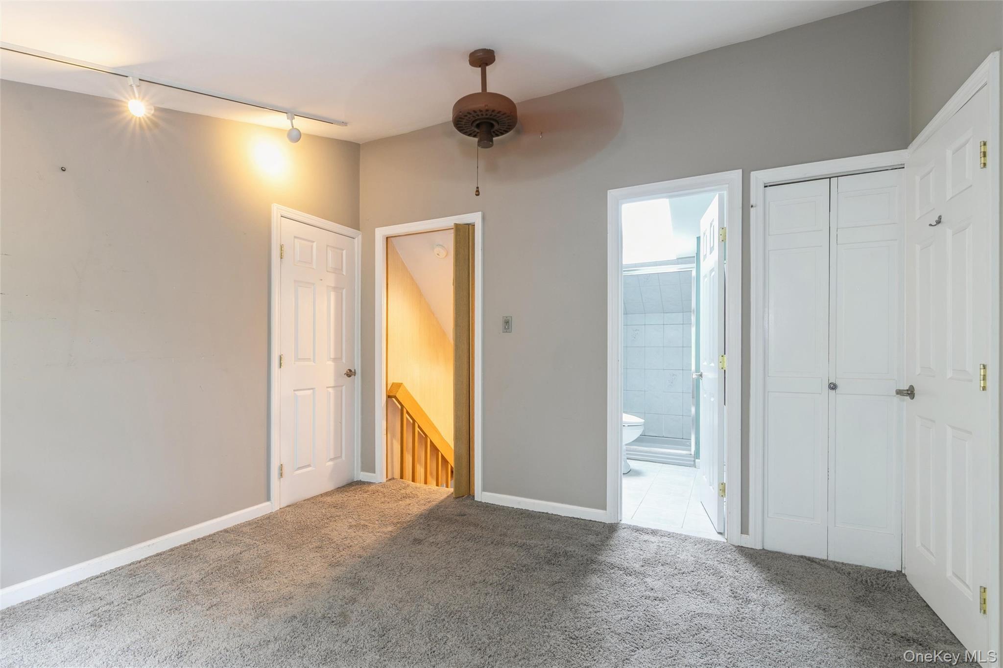 28 Campus Lane Property Photo 32