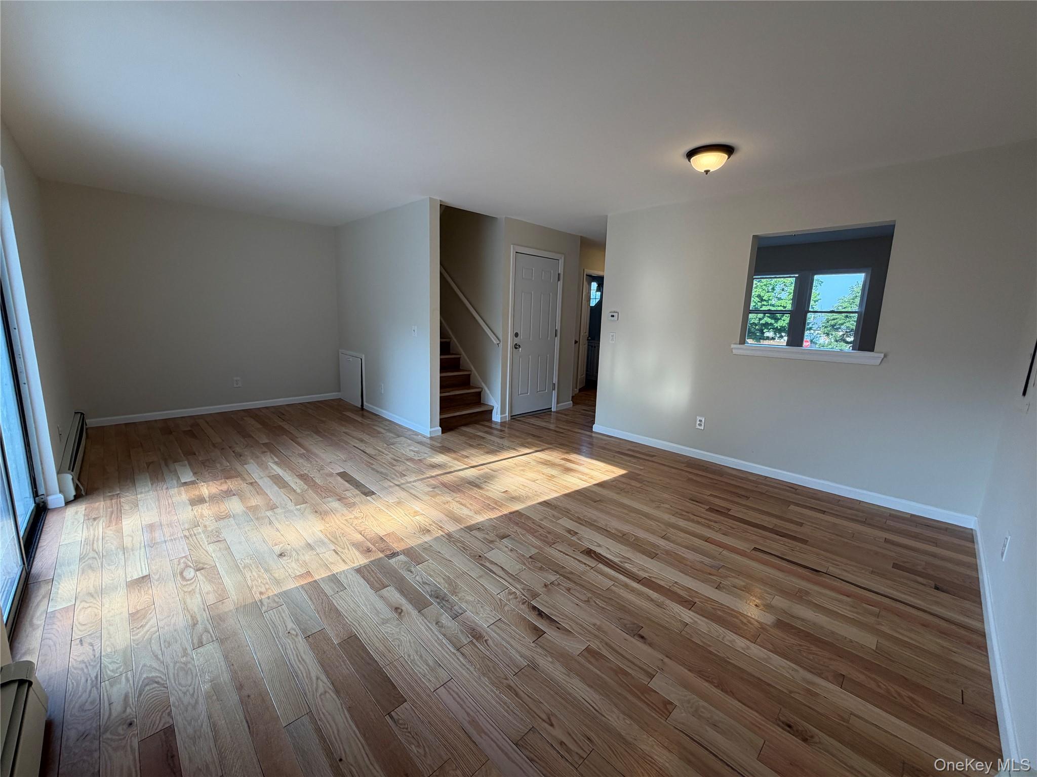502 Harbor View Court Property Photo 7