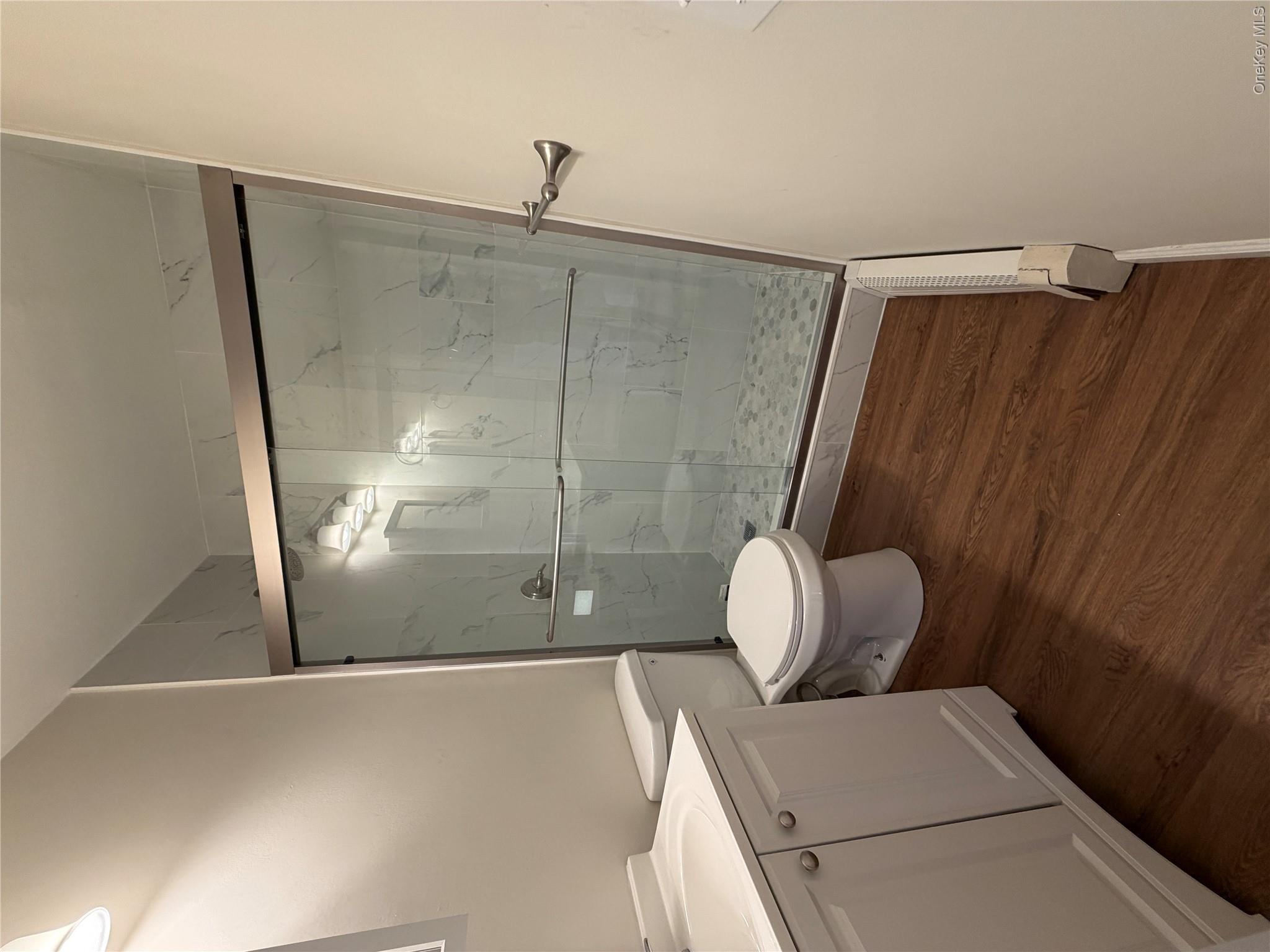 502 Harbor View Court Property Photo 16