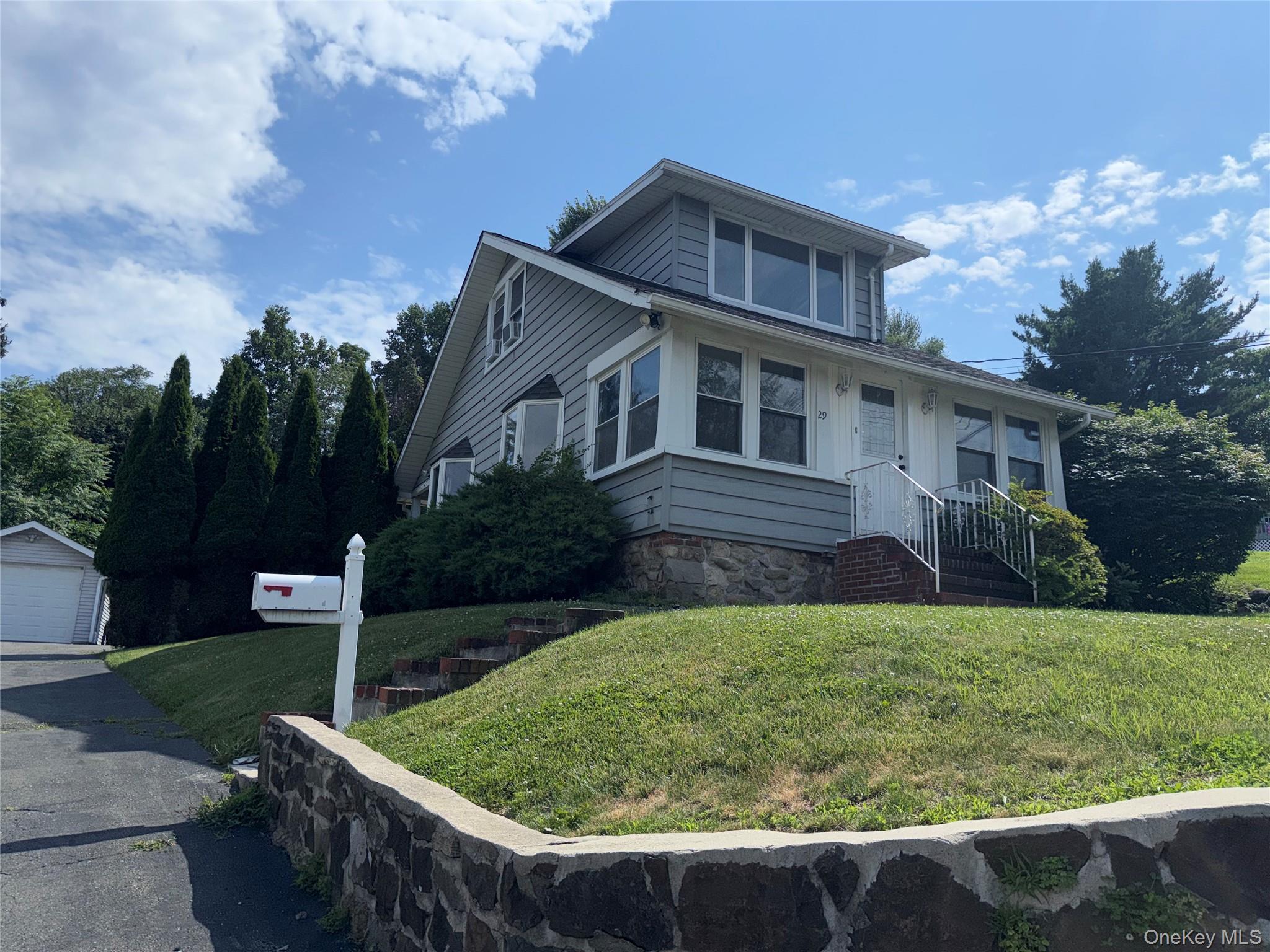 29 Ramapo Road Property Photo 3