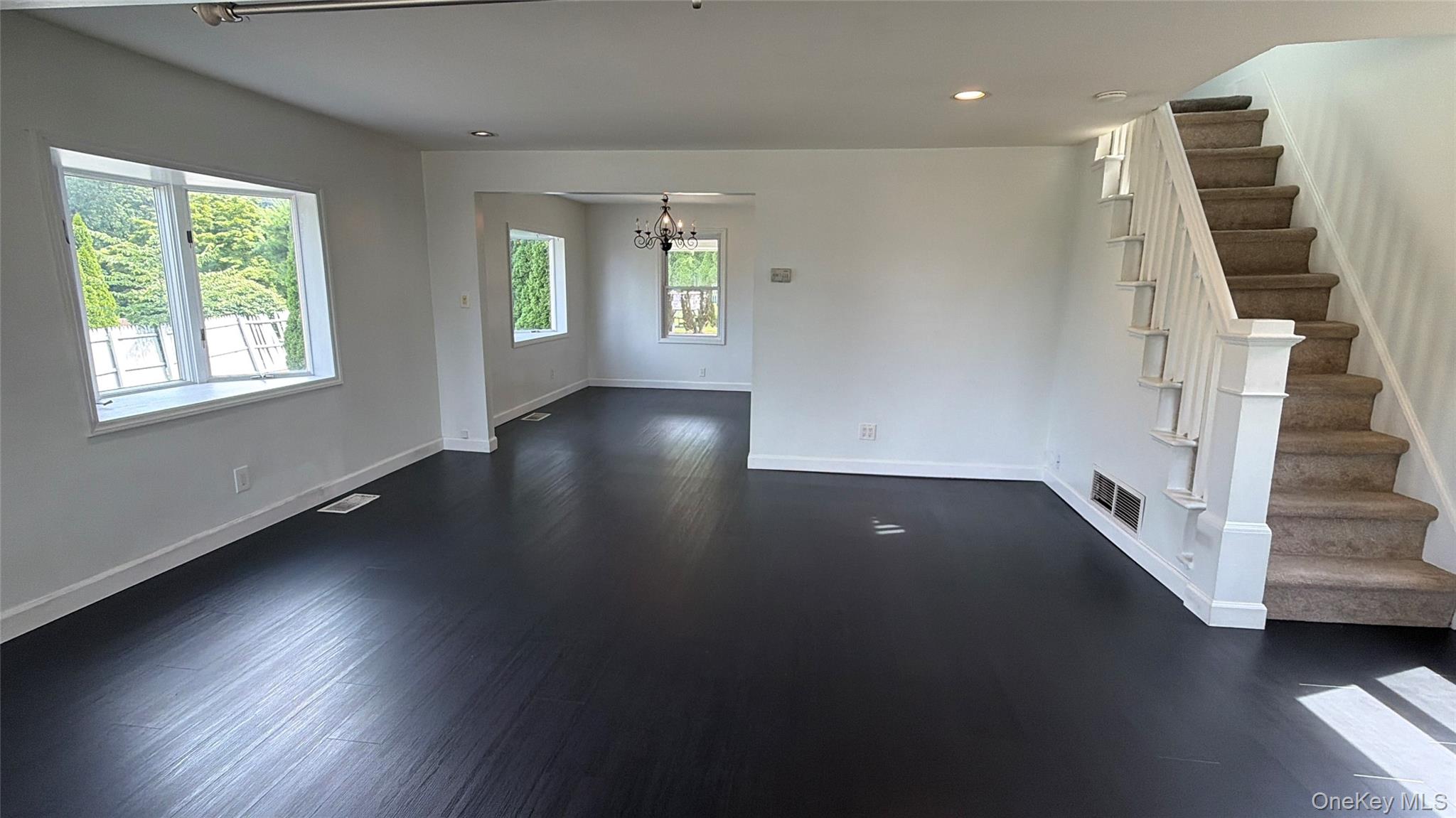 29 Ramapo Road Property Photo 6