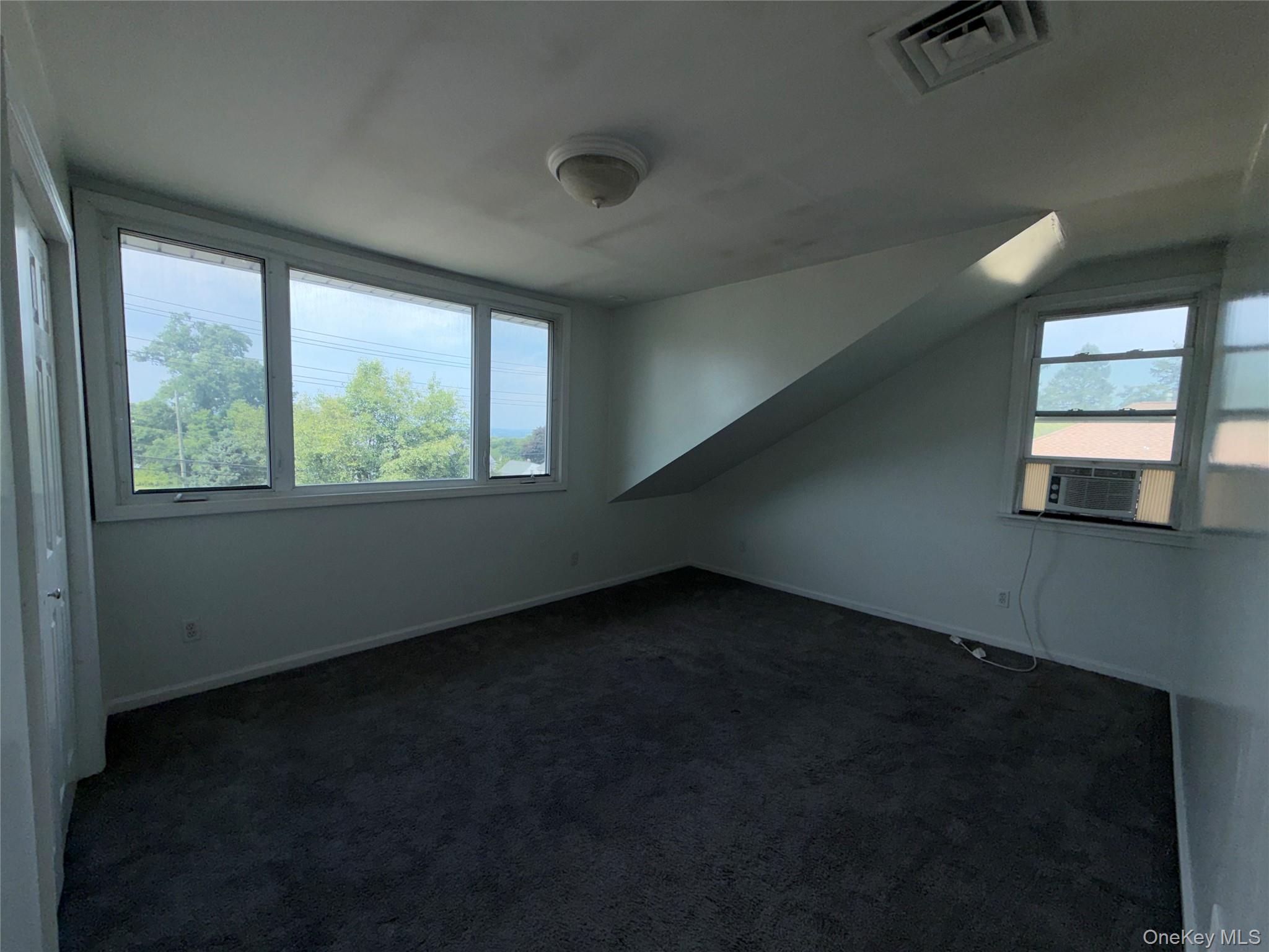 29 Ramapo Road Property Photo 11