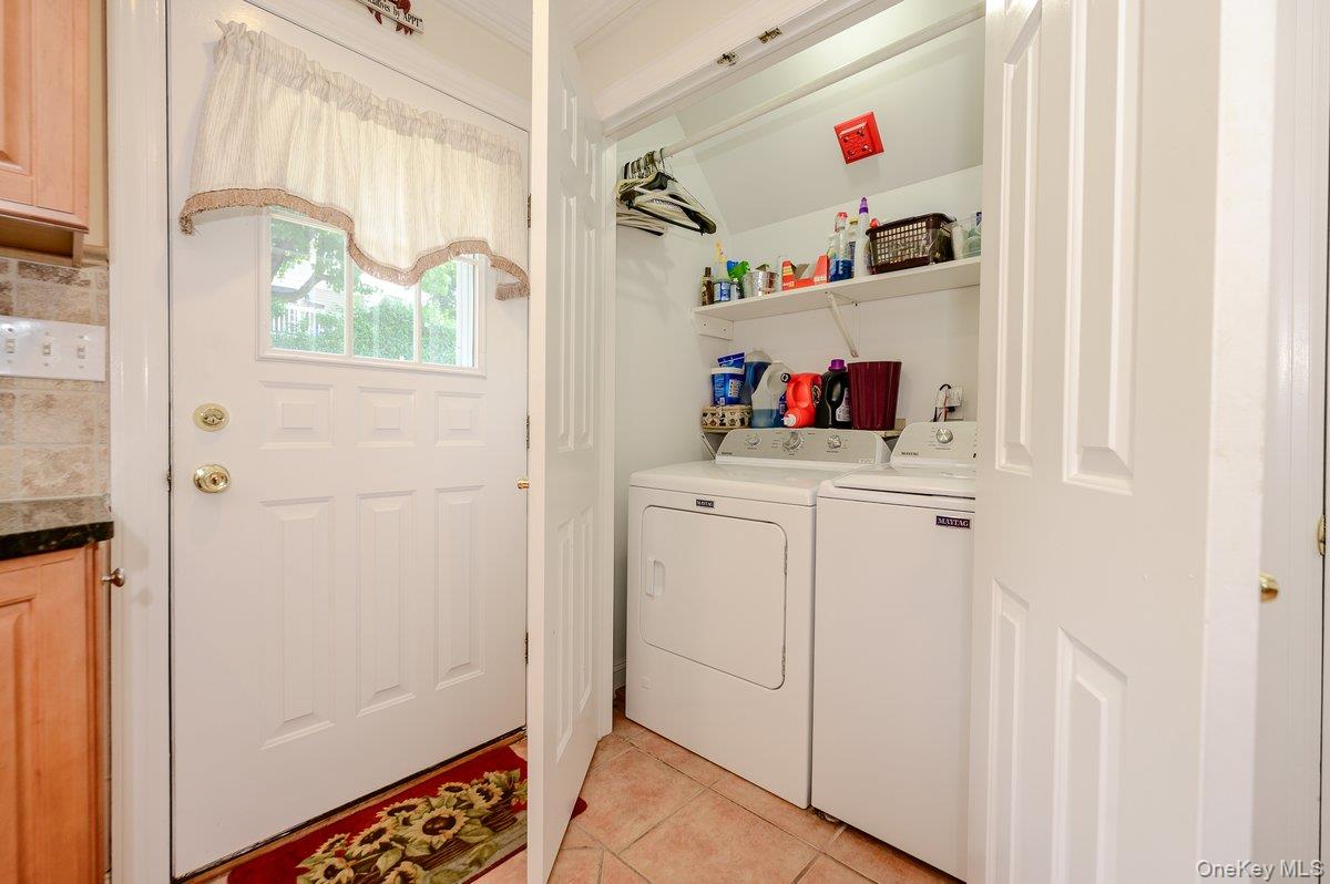 124 Lakeview Avenue Property Photo 10