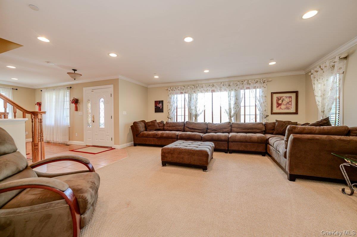 124 Lakeview Avenue Property Photo 12