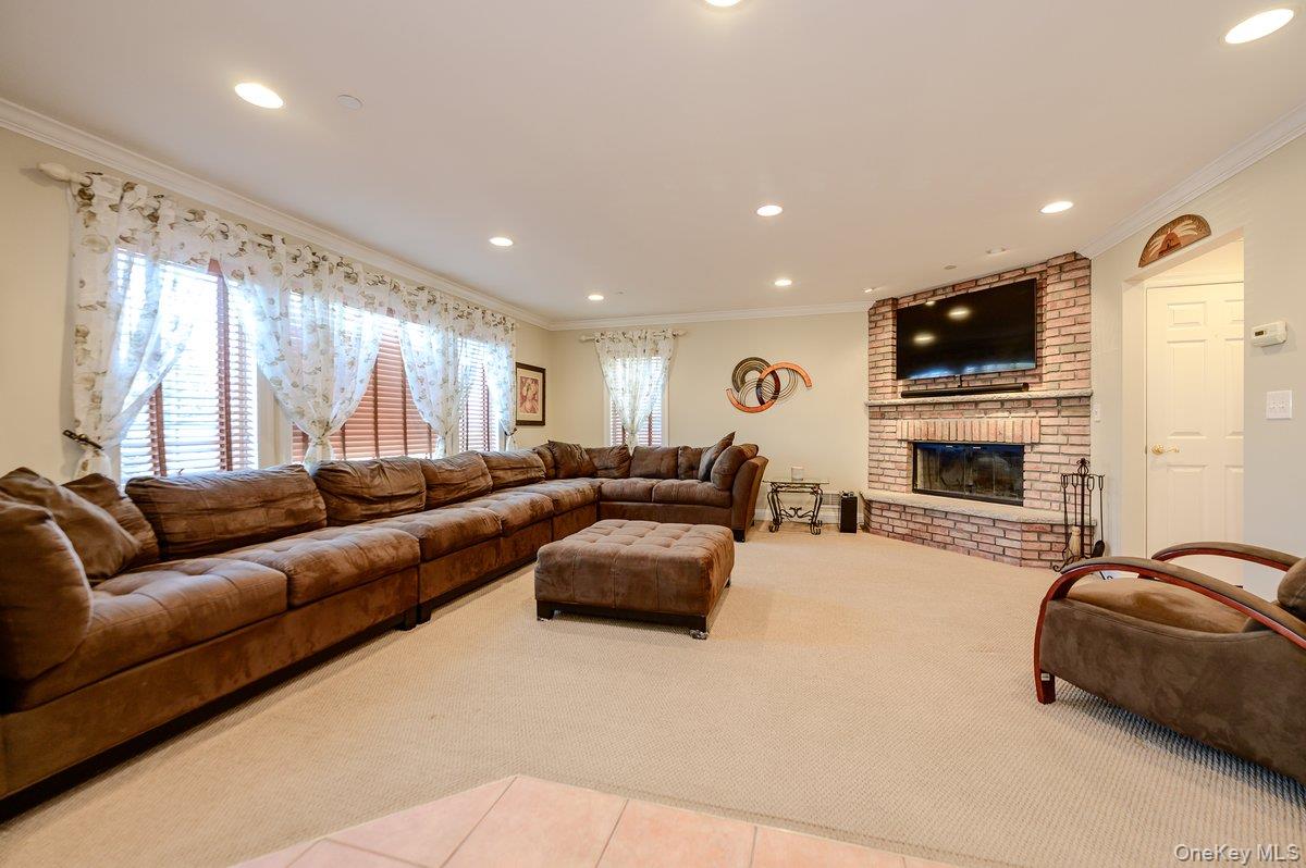 124 Lakeview Avenue Property Photo 14