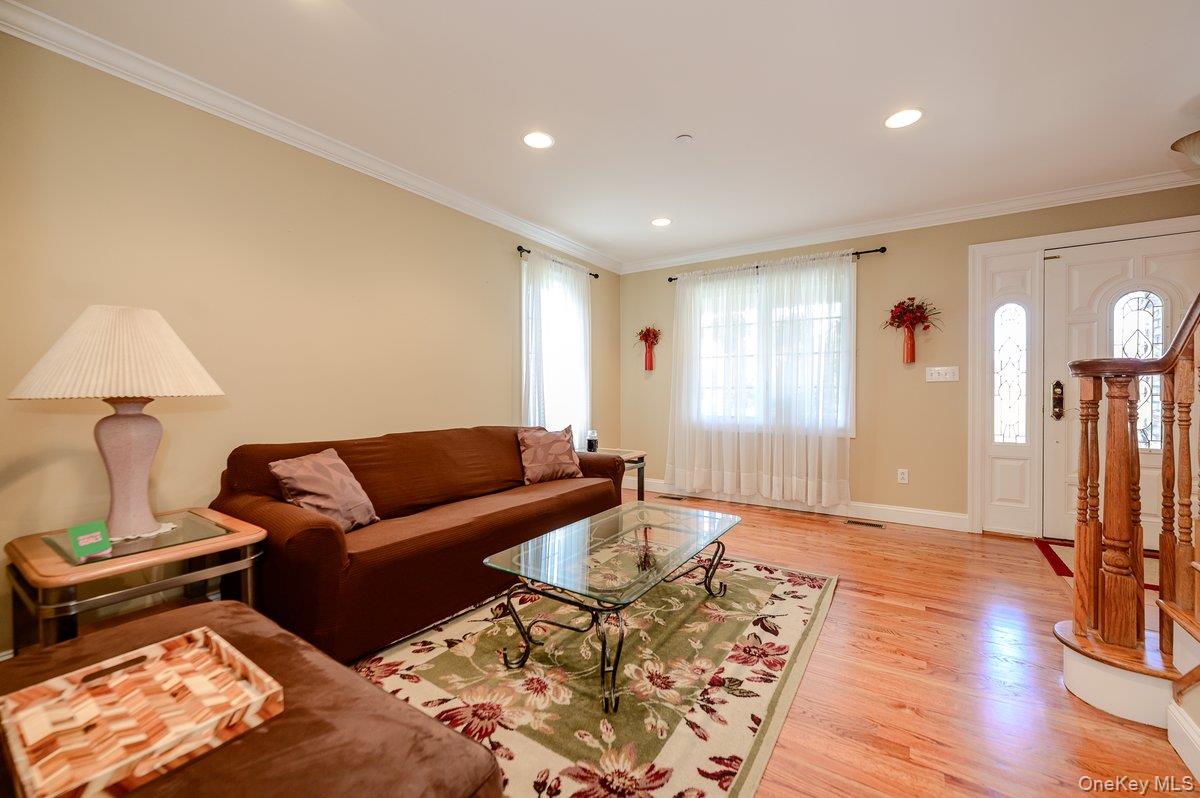 124 Lakeview Avenue Property Photo 17