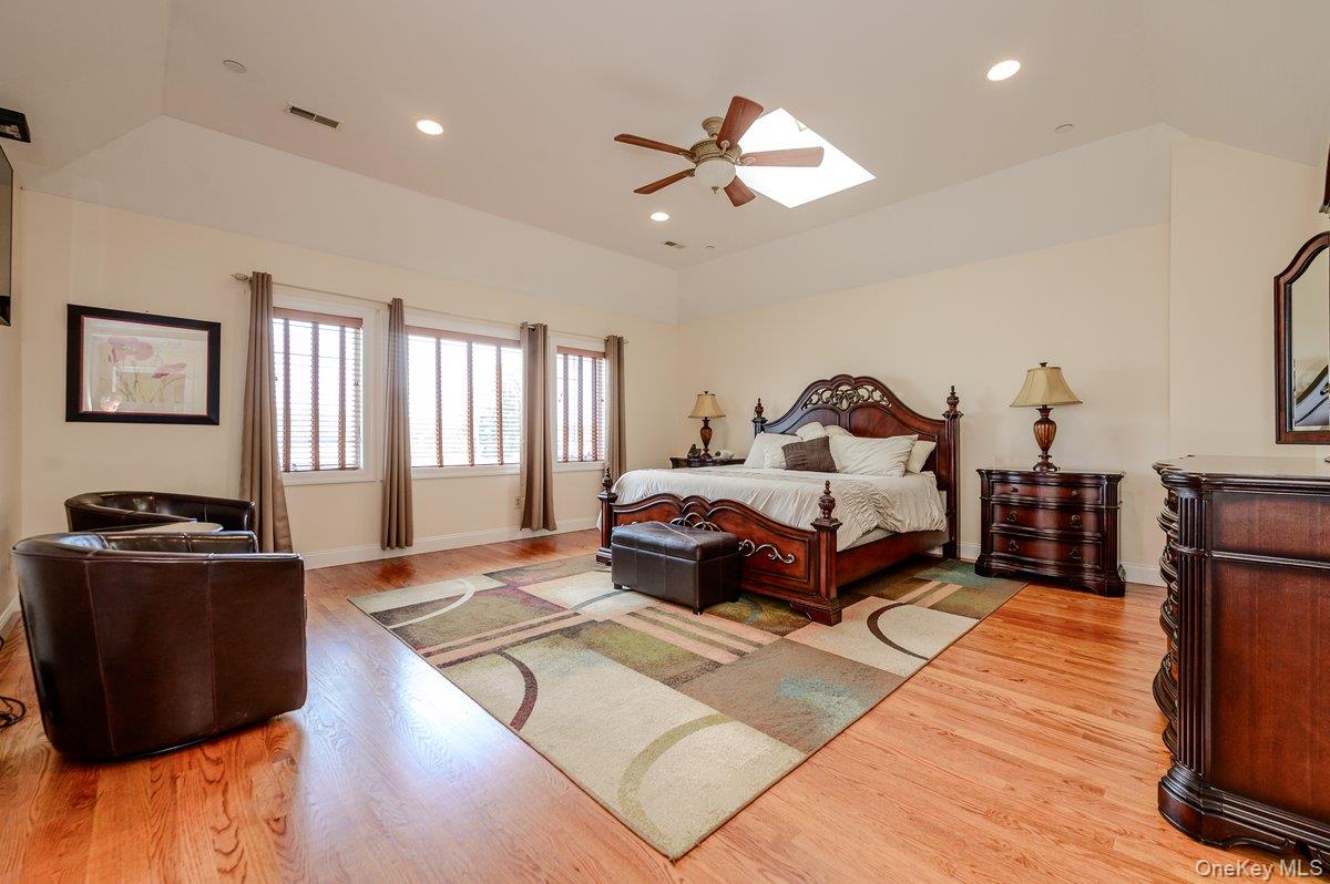 124 Lakeview Avenue Property Photo 18