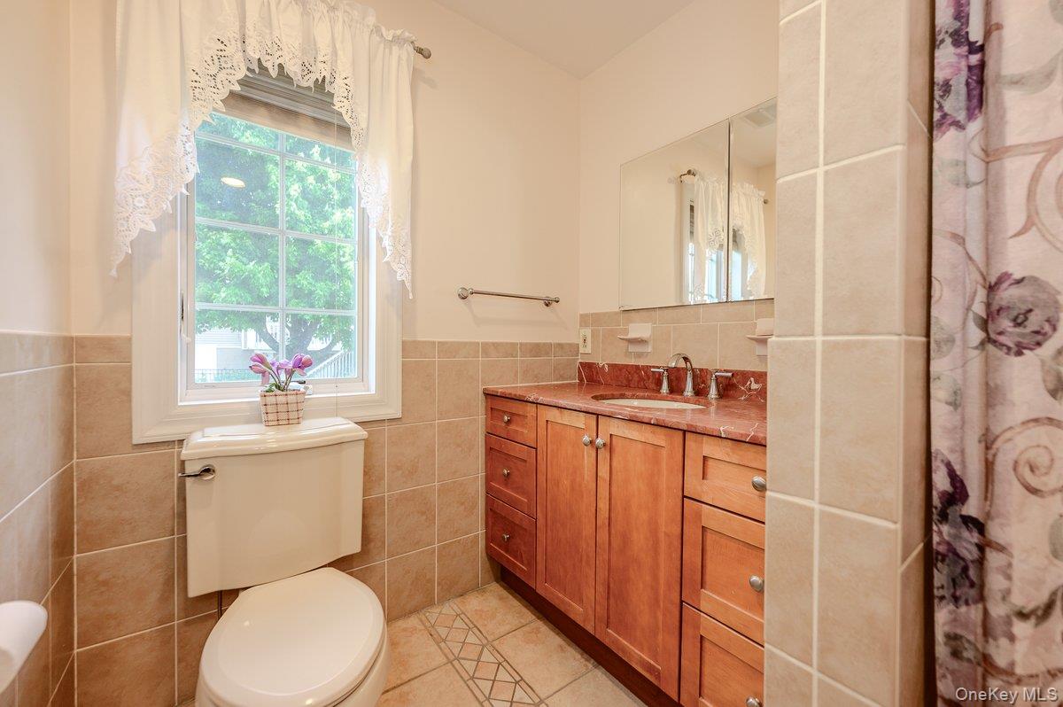 124 Lakeview Avenue Property Photo 25