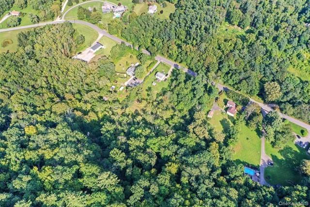 Old Pawling Road Property Photo 5