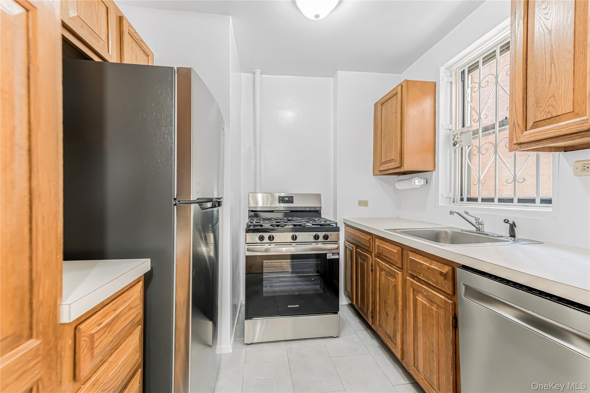 3215 Arlington Avenue 3e Property Photo 7