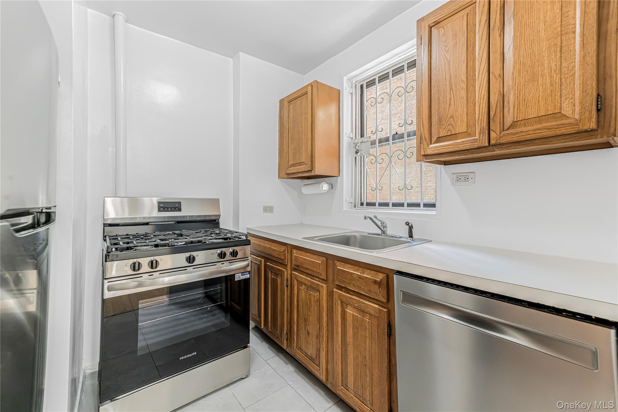 3215 Arlington Avenue 3e Property Photo 8