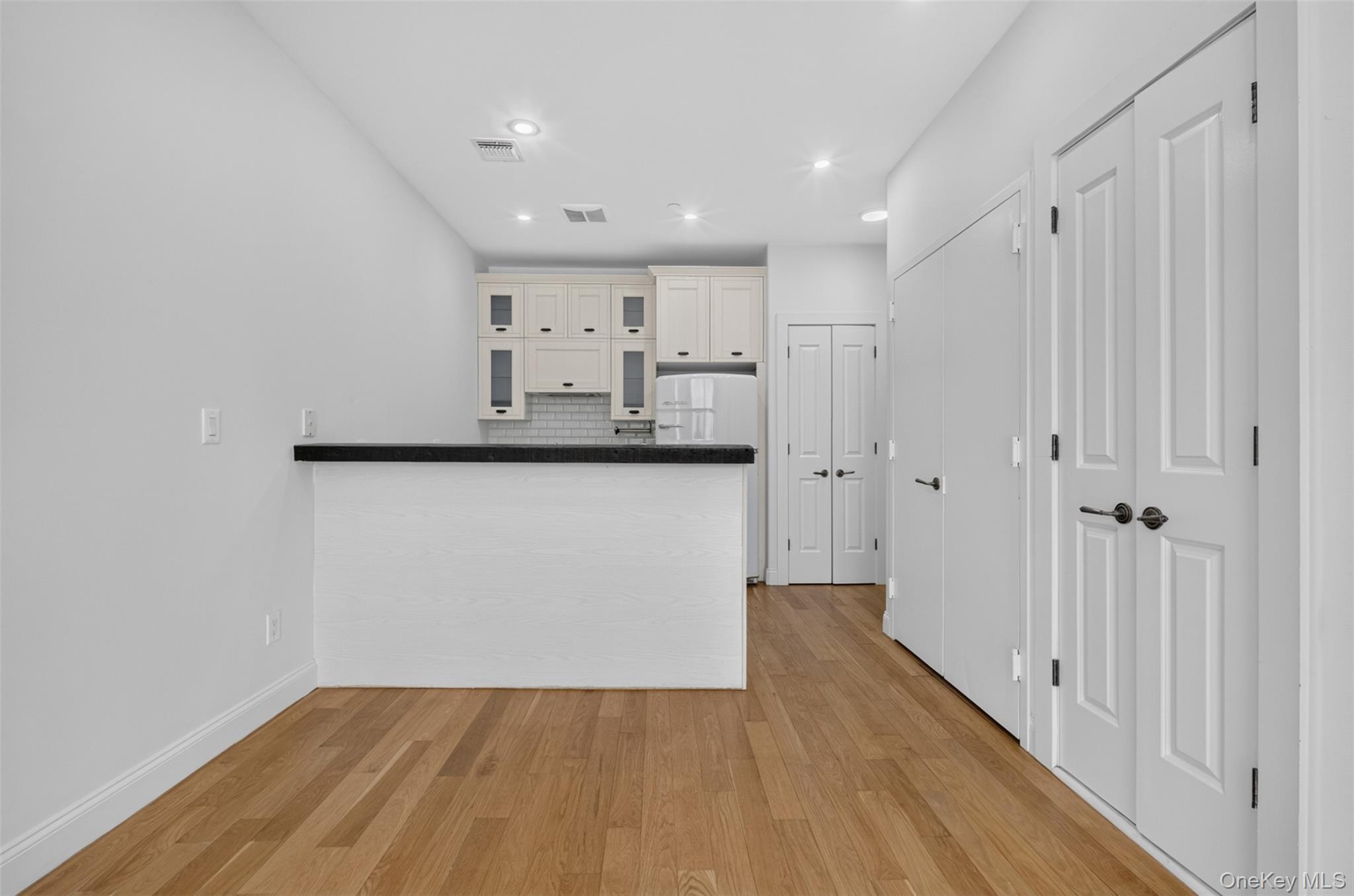 100 Engert Avenue 5c Property Photo 16