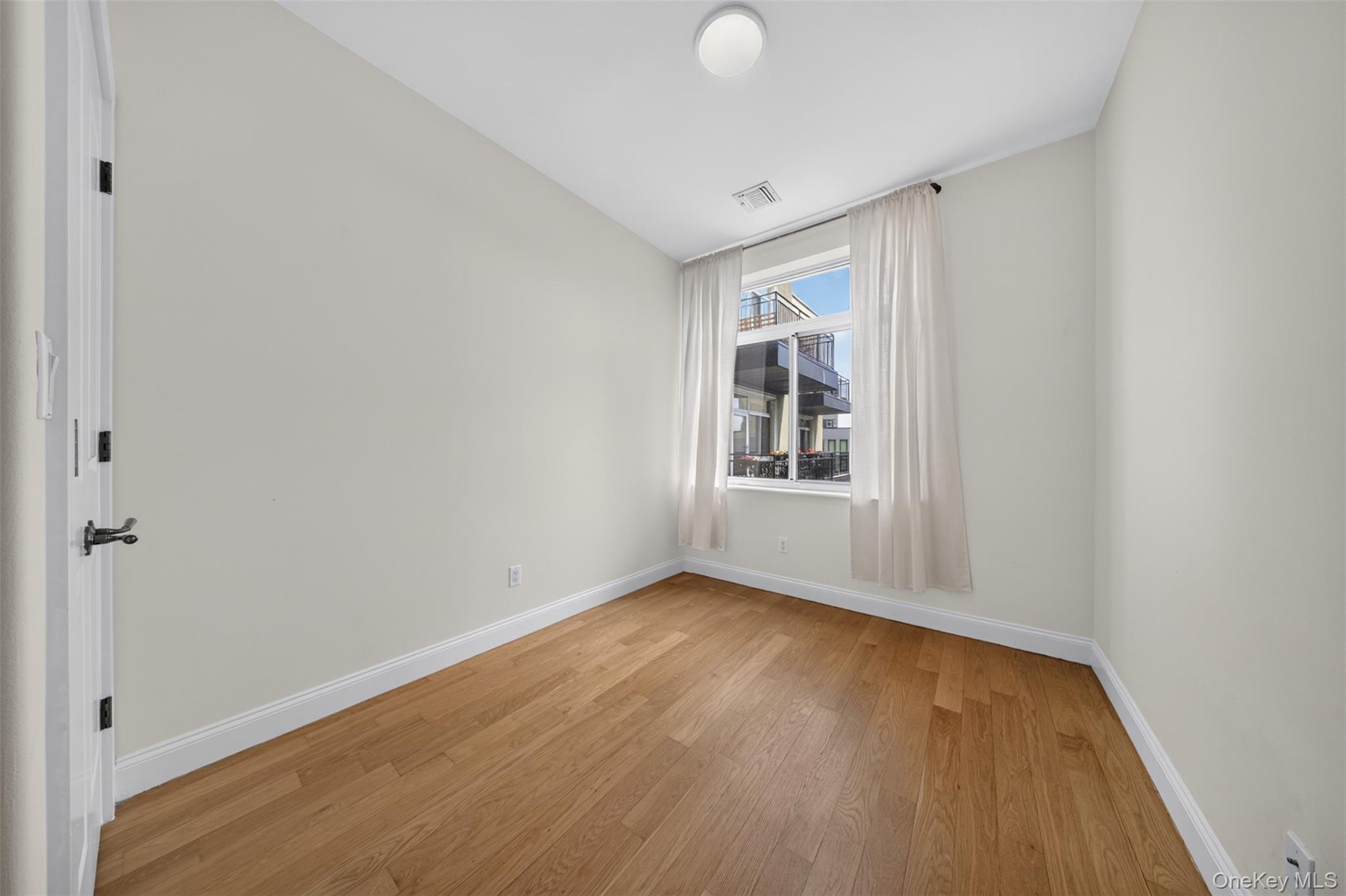 100 Engert Avenue 5c Property Photo 17