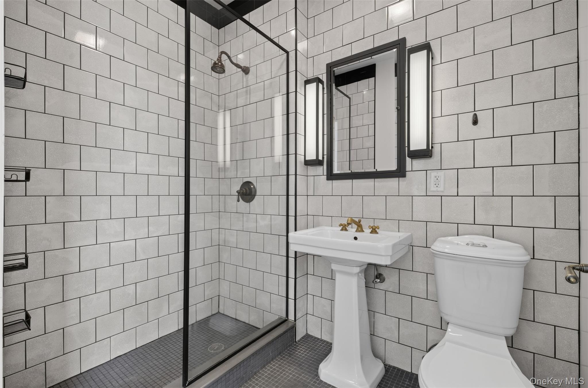 100 Engert Avenue 5c Property Photo 23