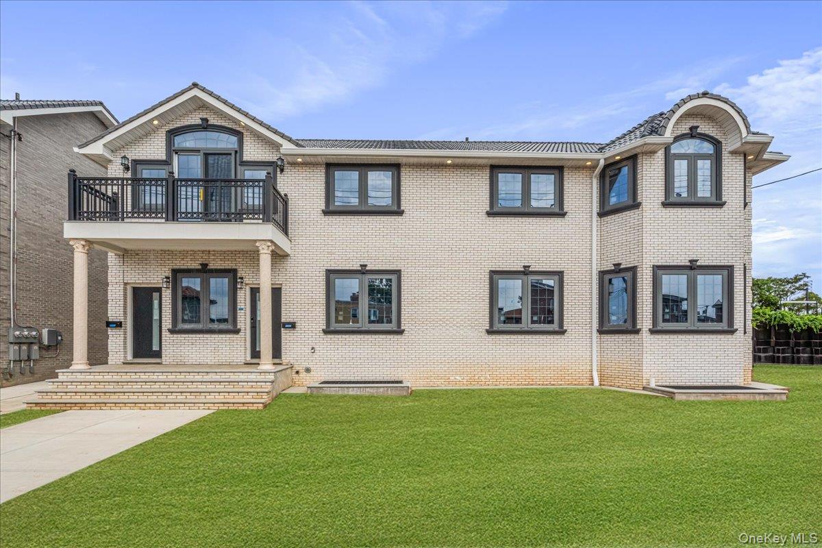 15033 Hawtree St Property Photo 1