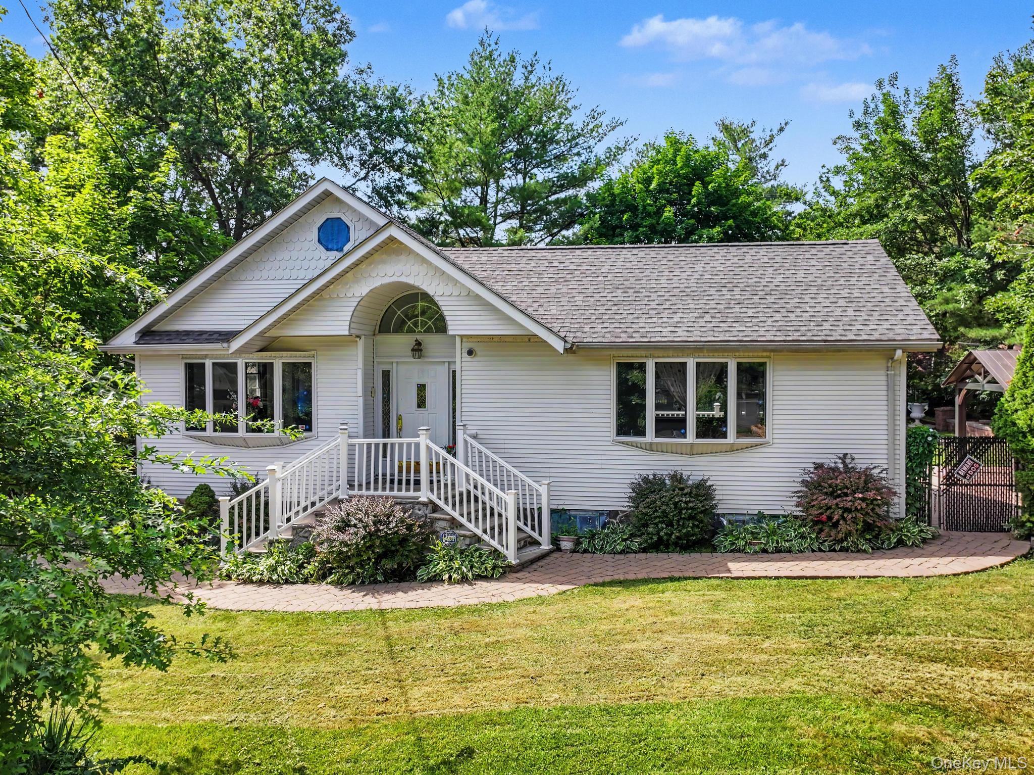 42 Highview Avenue Property Photo 1