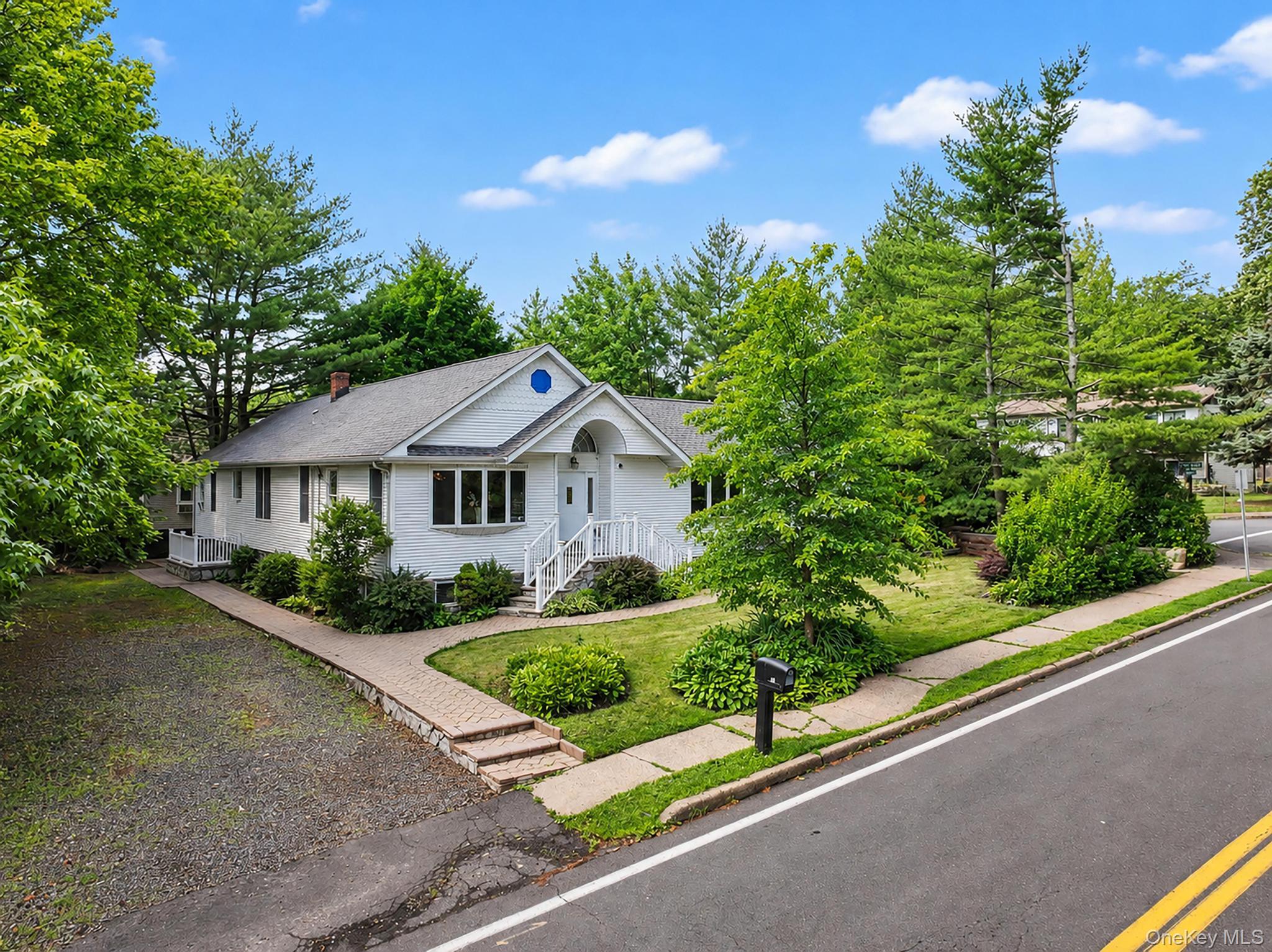 42 Highview Avenue Property Photo 5