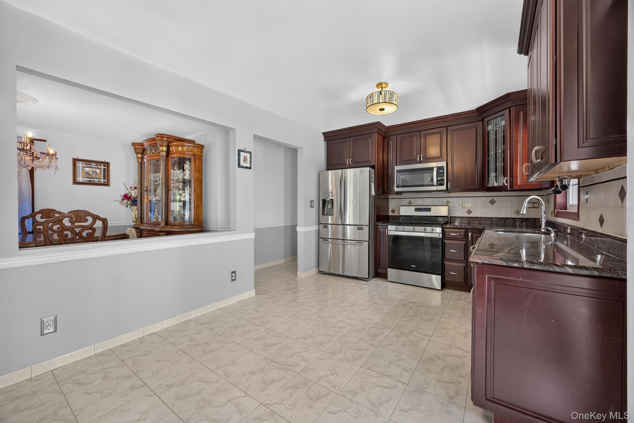 42 Highview Avenue Property Photo 9