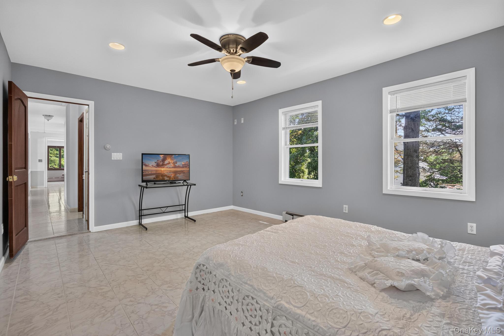 42 Highview Avenue Property Photo 25