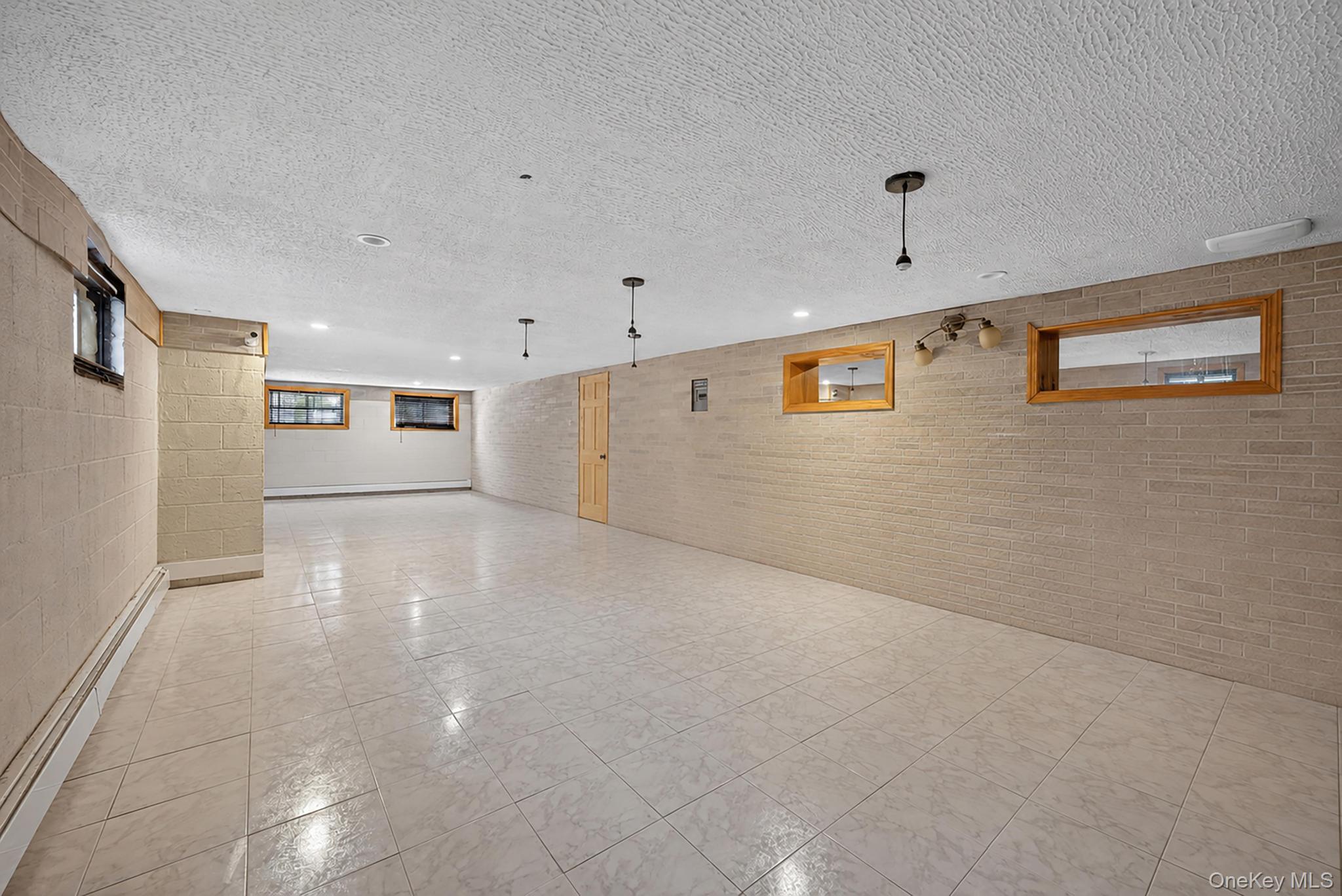 42 Highview Avenue Property Photo 31