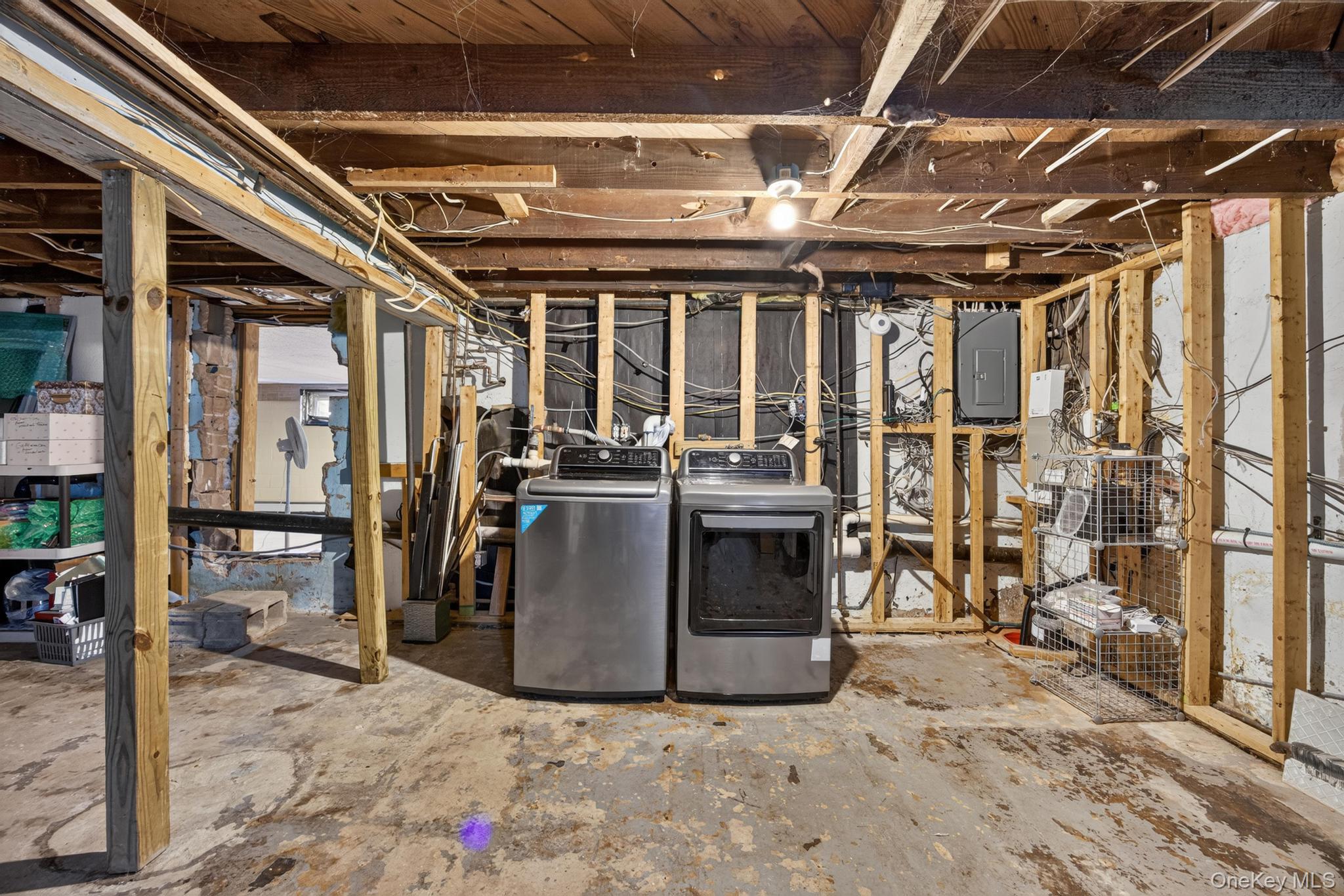42 Highview Avenue Property Photo 32