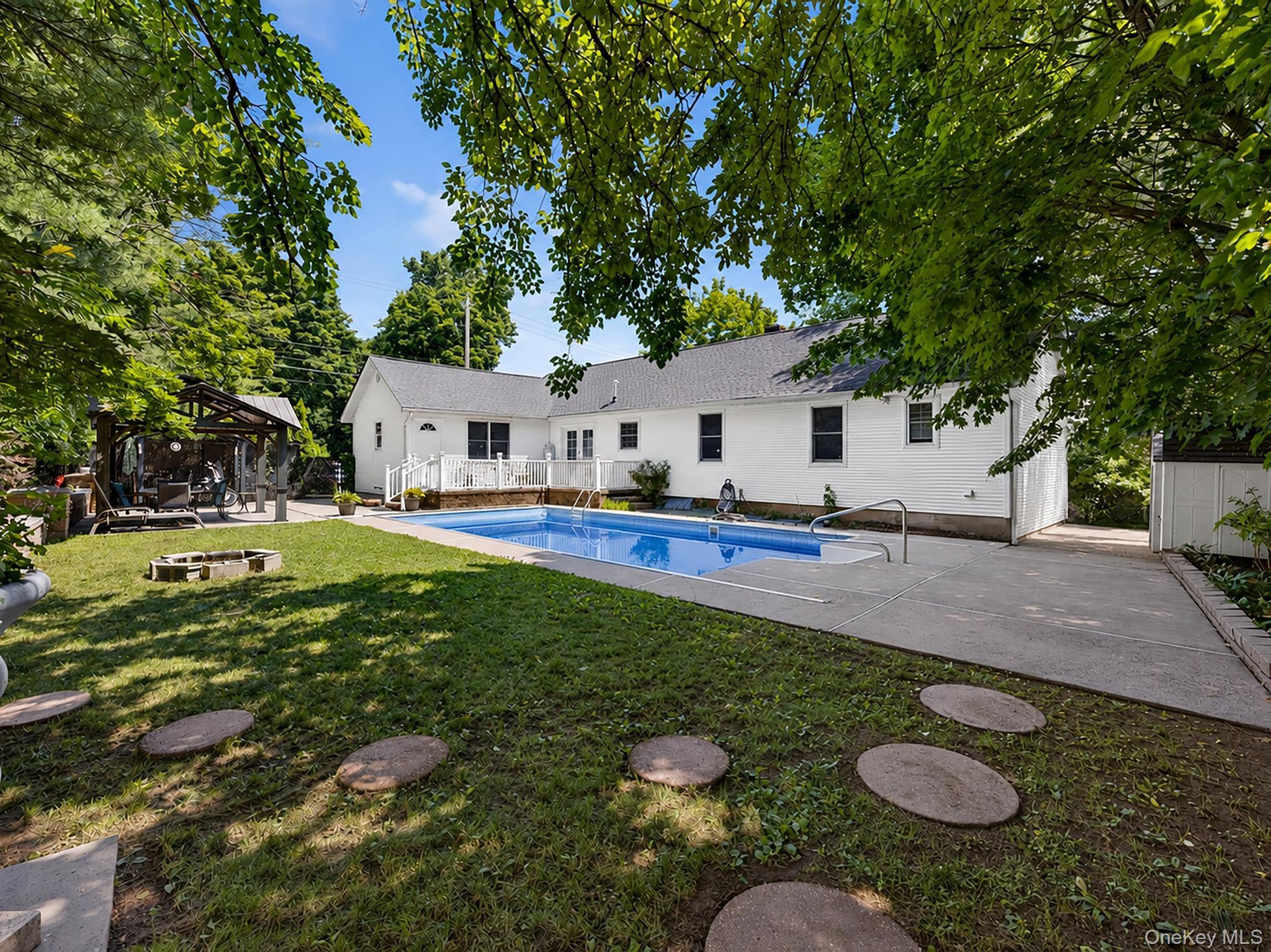 42 Highview Avenue Property Photo 33
