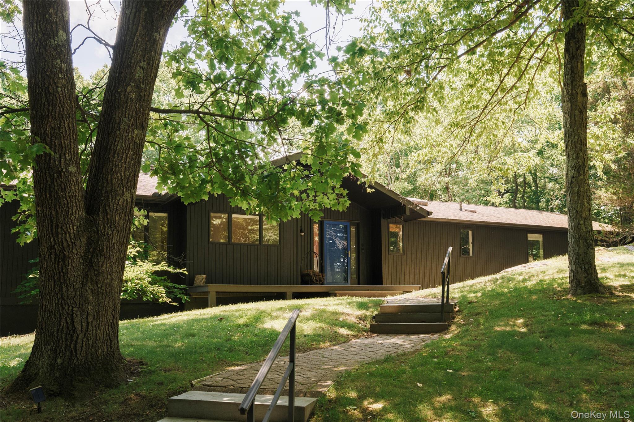 17 Belcher Road Property Photo 1