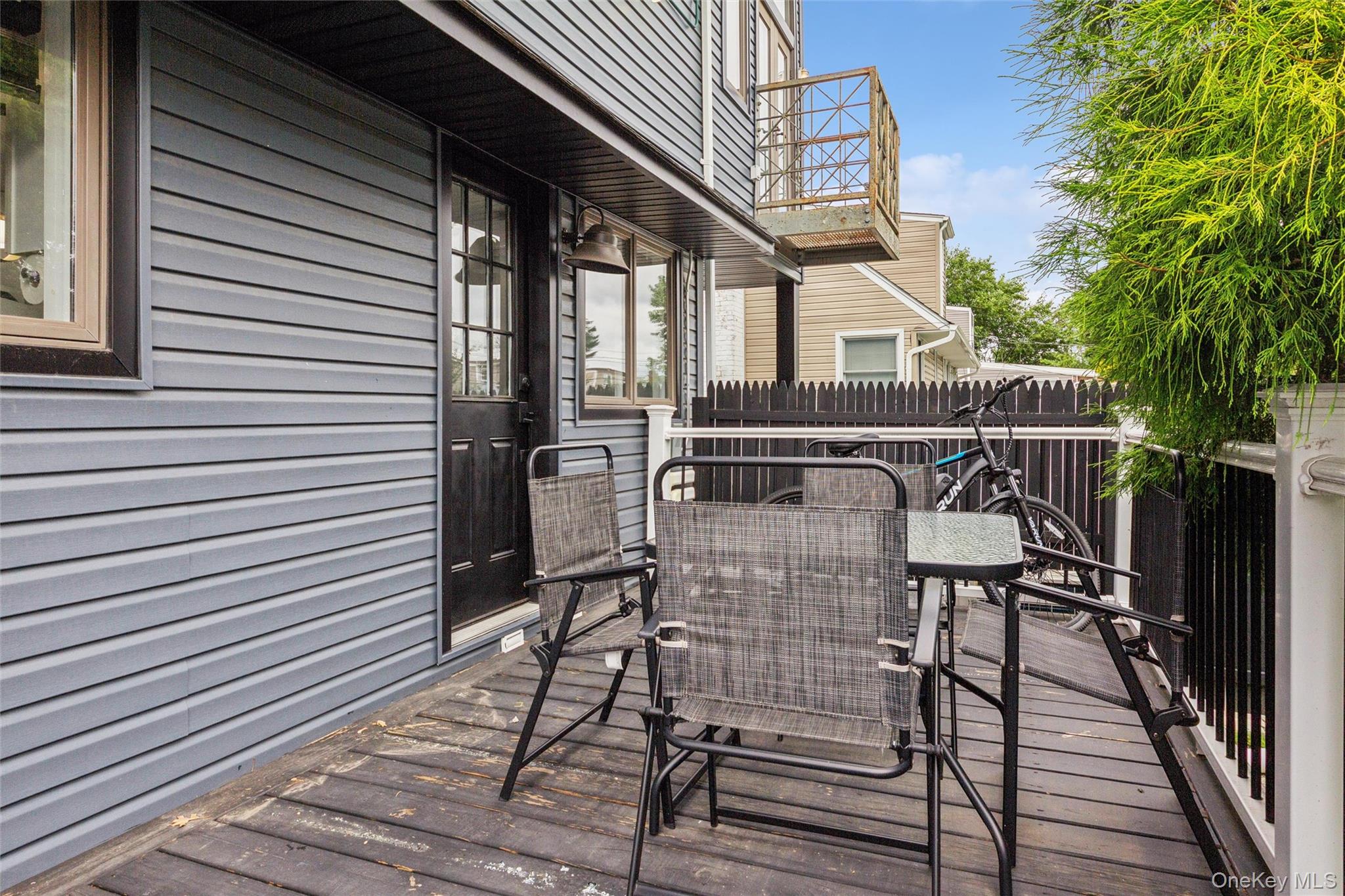 301 Merrick Avenue Property Photo 19