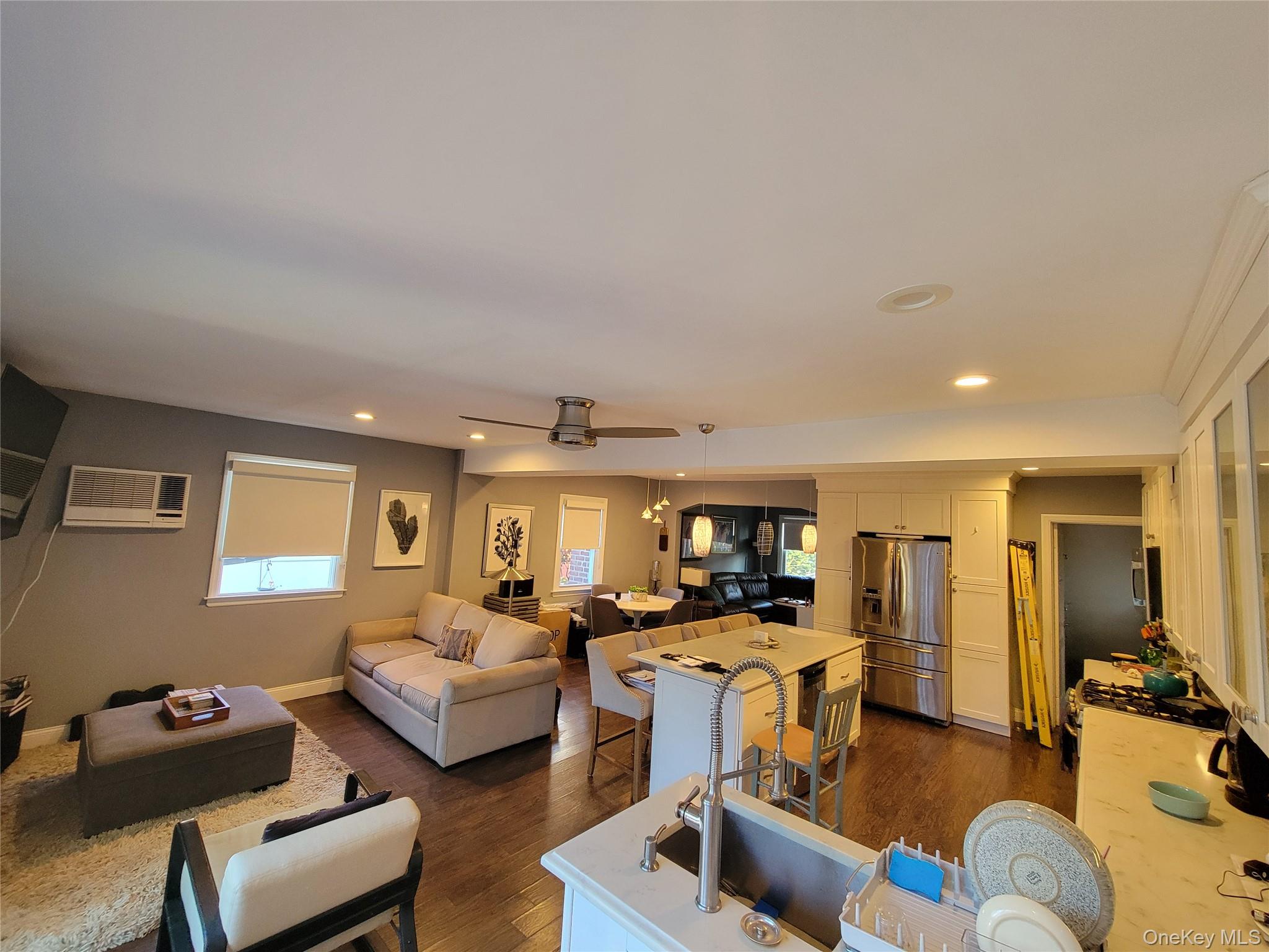 152 Norfeld Boulevard Property Photo 6