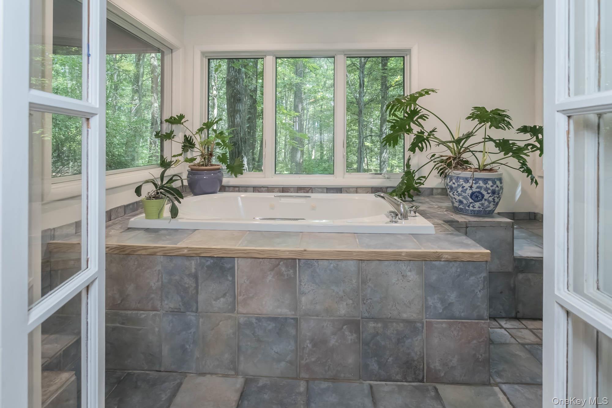 15 Cox Drive Property Photo 16