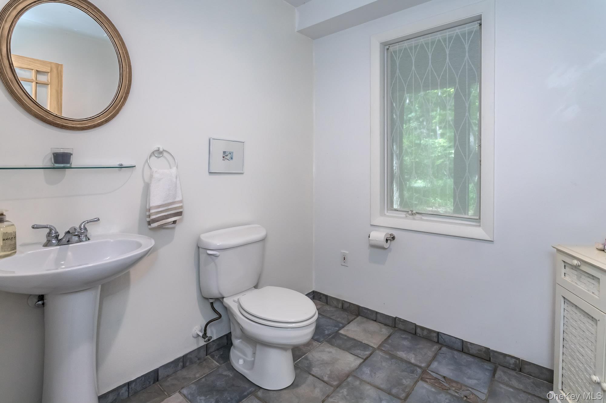 15 Cox Drive Property Photo 19