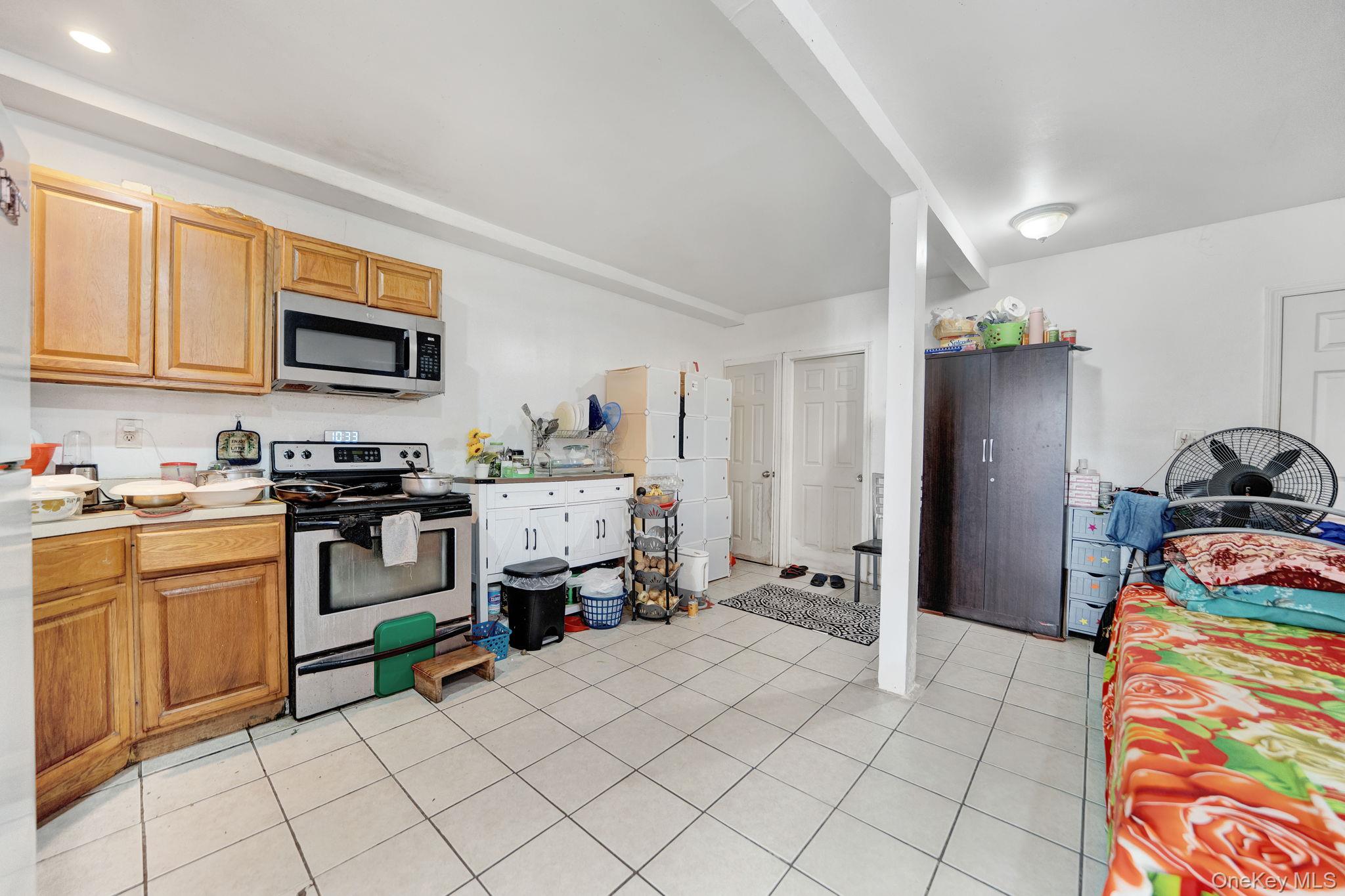 2363 Gleason Avenue Property Photo 19