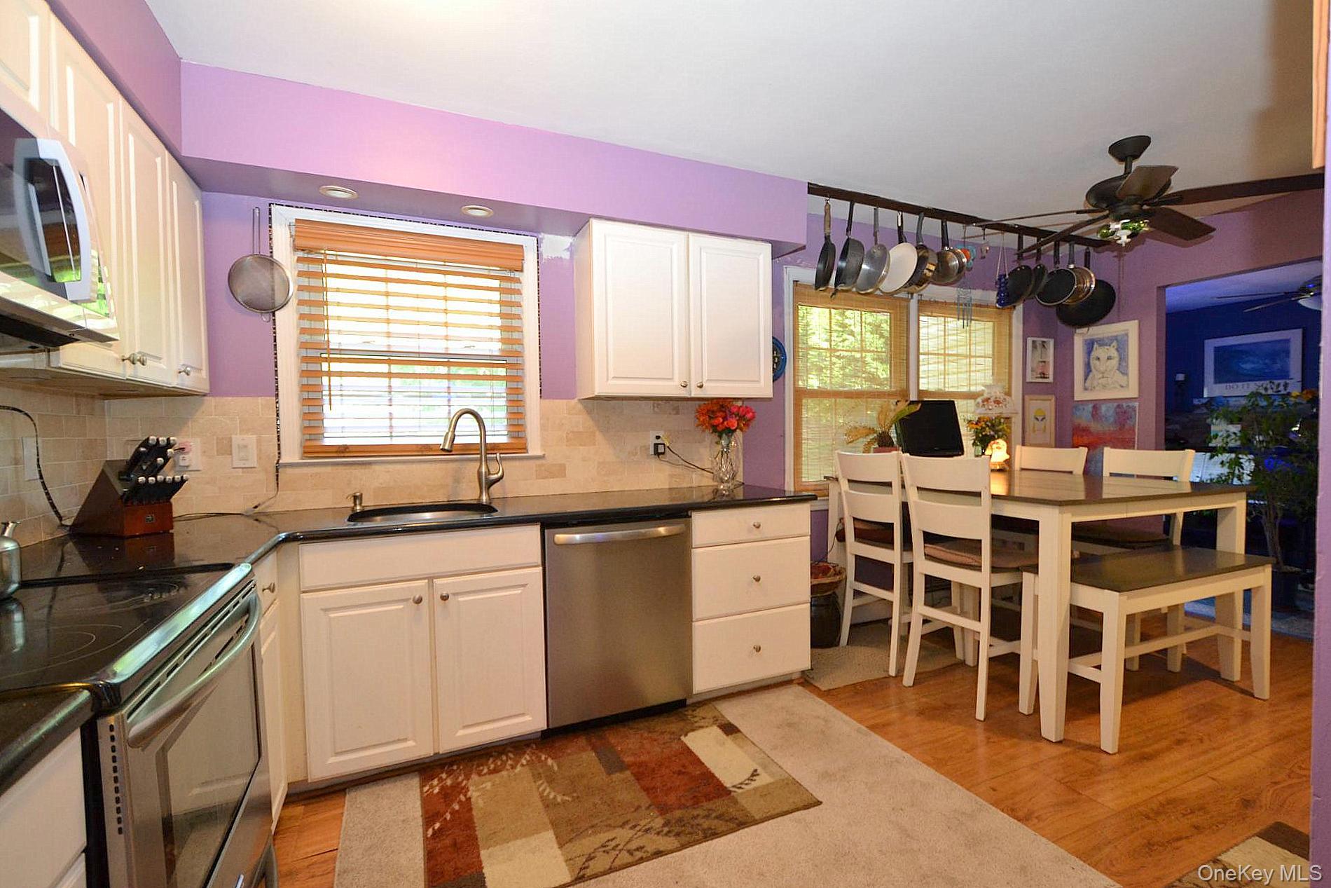 5 Radio Avenue Property Photo 7