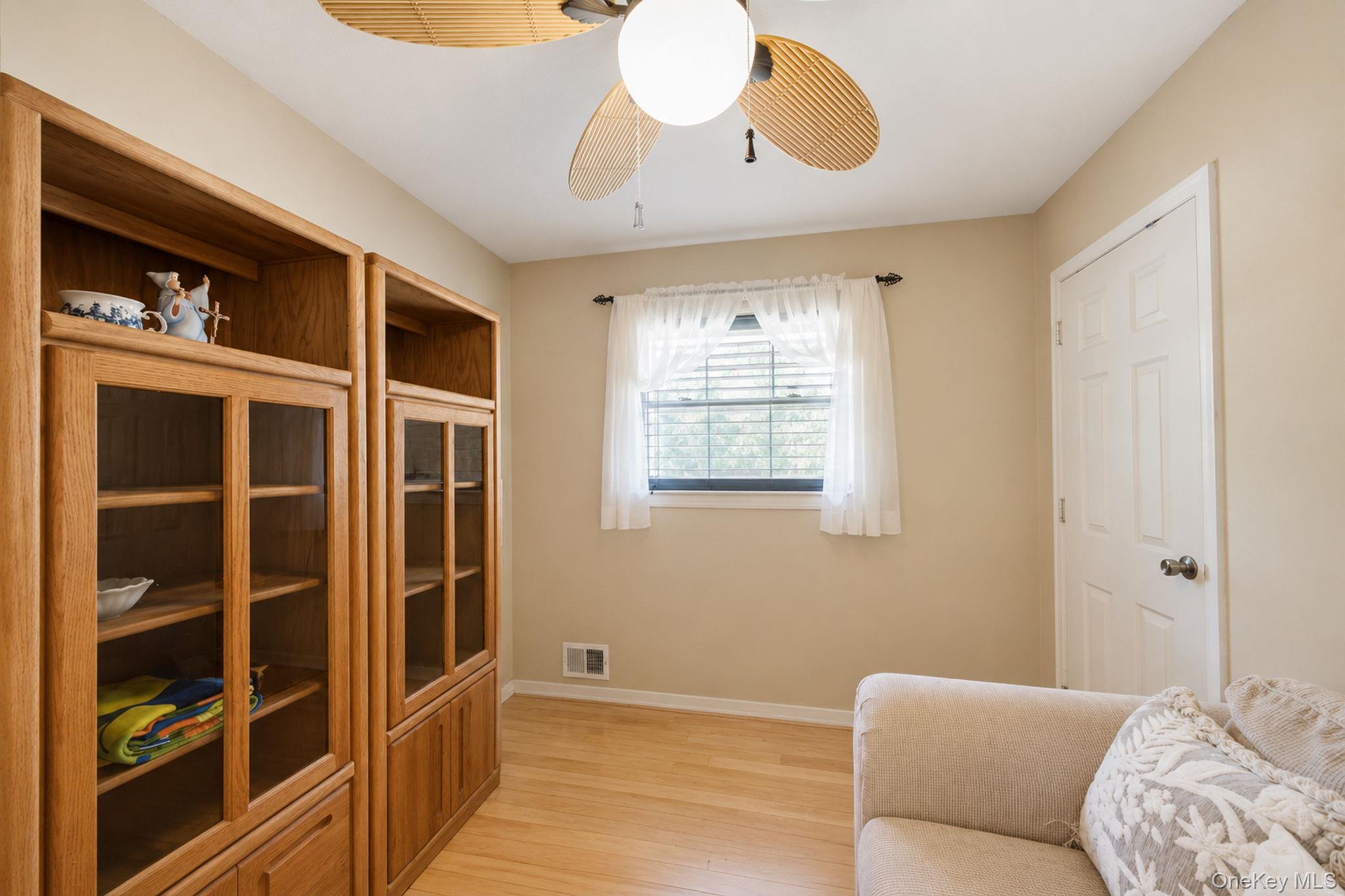 33 Wilshire Drive Property Photo 18