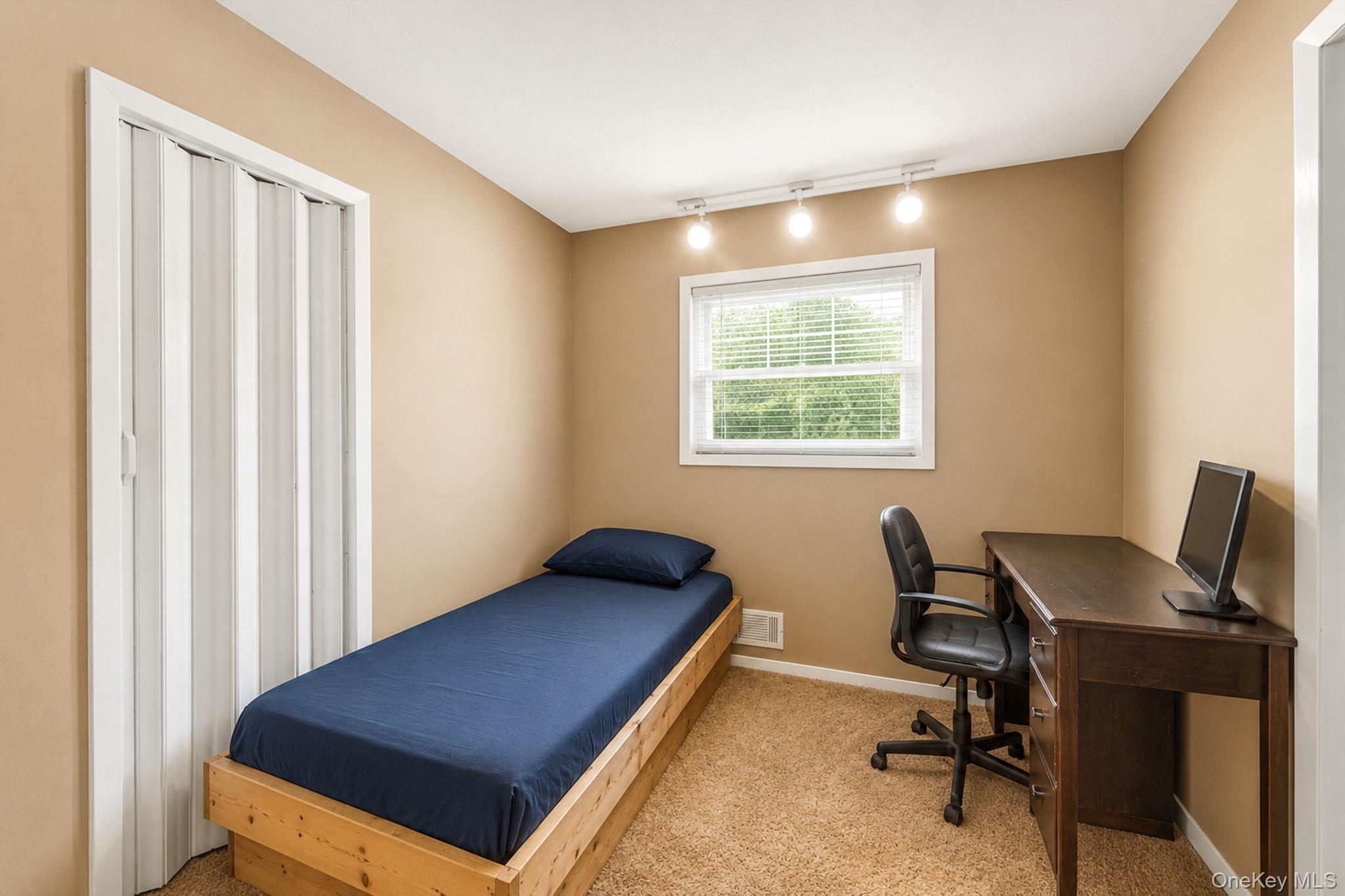 33 Wilshire Drive Property Photo 22