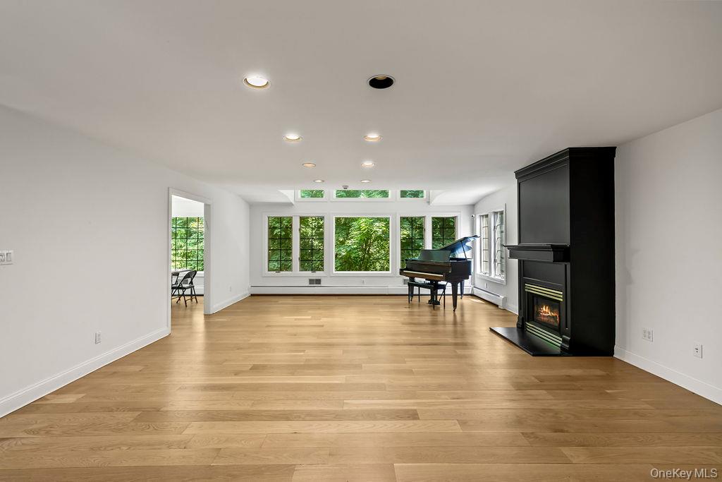 21 Ardsley Drive Property Photo 19