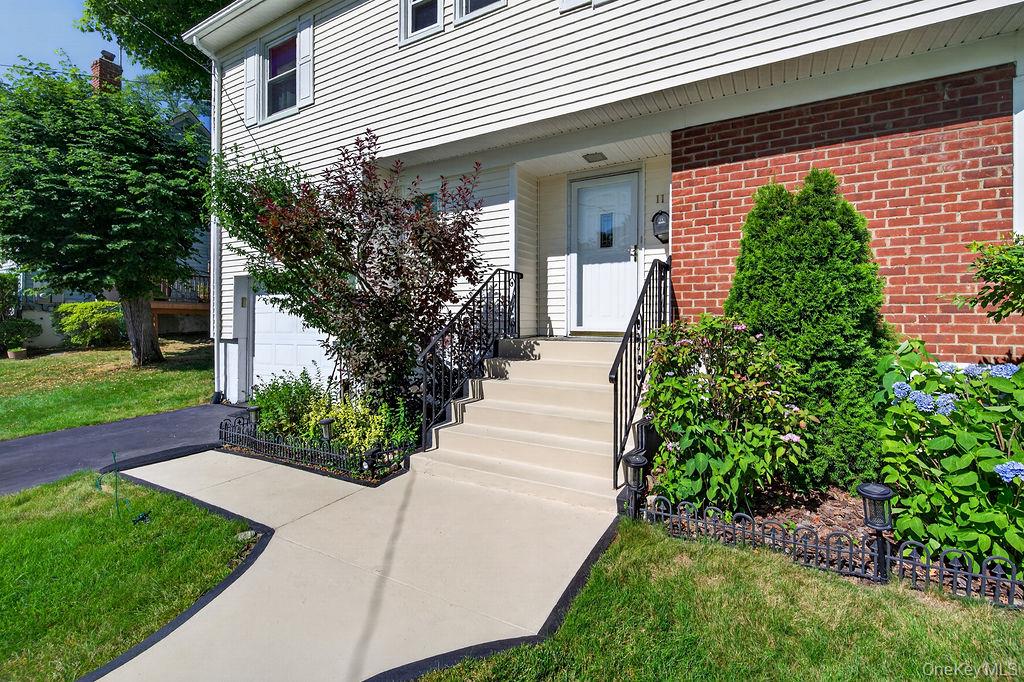 11 Oakridge Road Property Photo 3