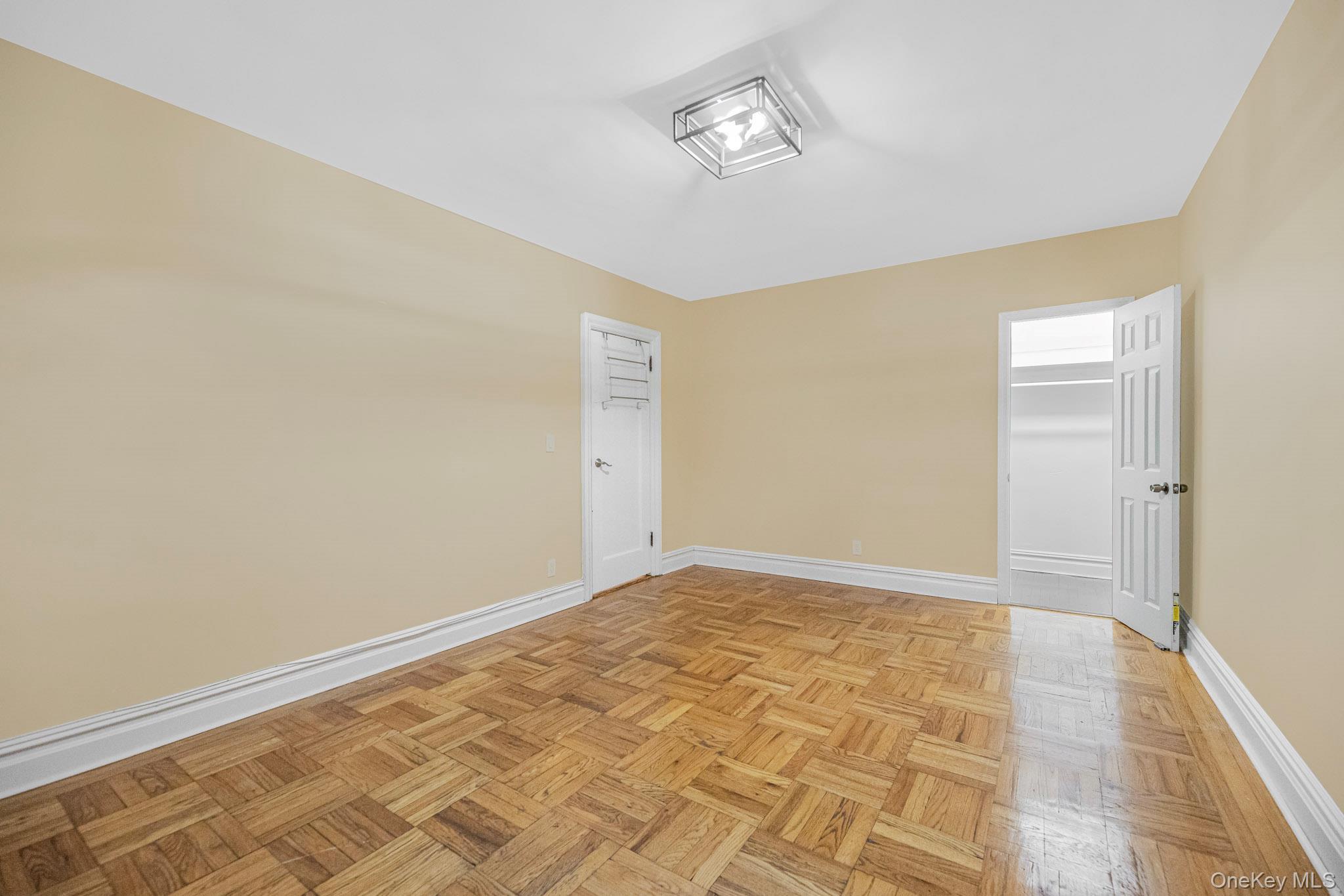 42 Barker Avenue 2b Property Photo 15