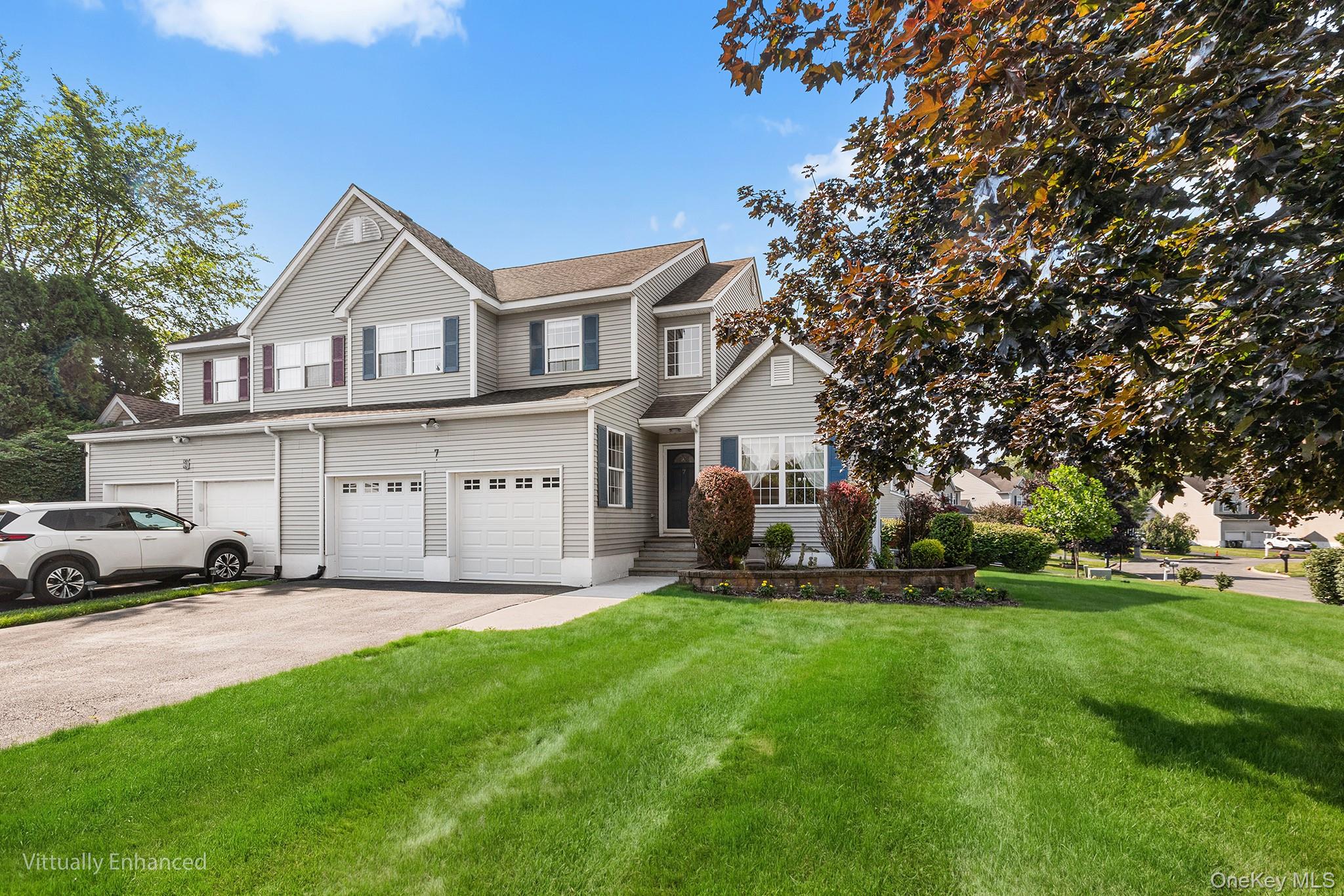 7 Woodfield Drive Property Photo 3