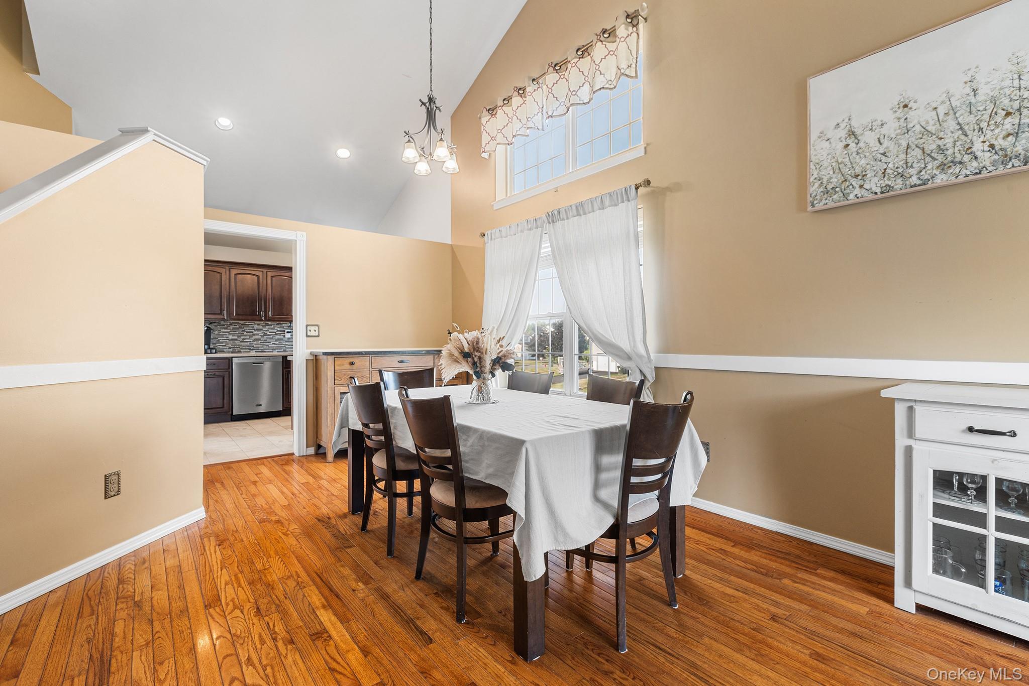 7 Woodfield Drive Property Photo 6
