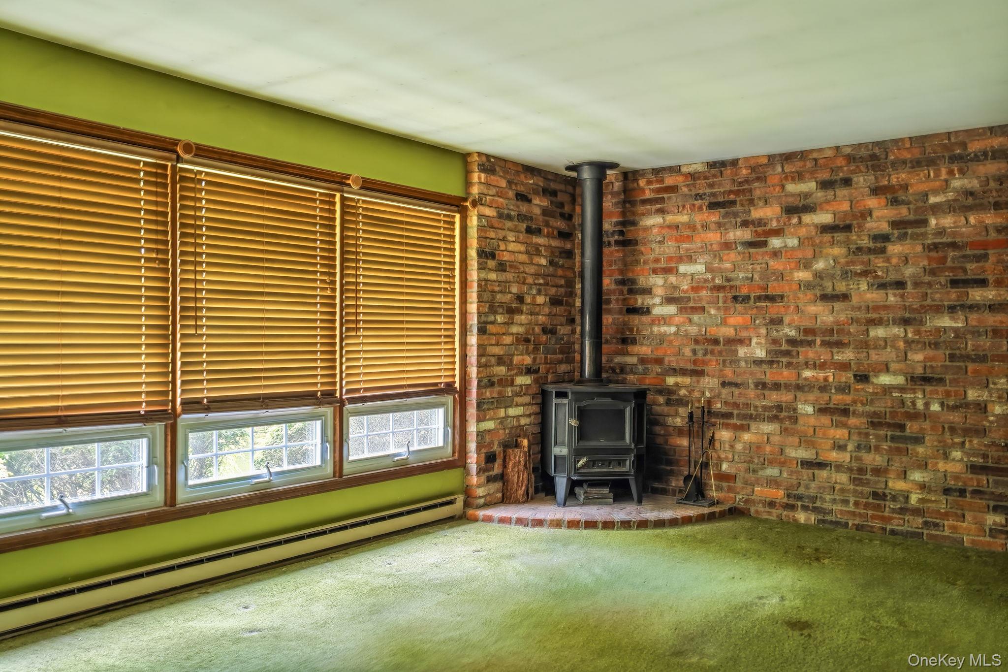 128 Hall Road Property Photo 6